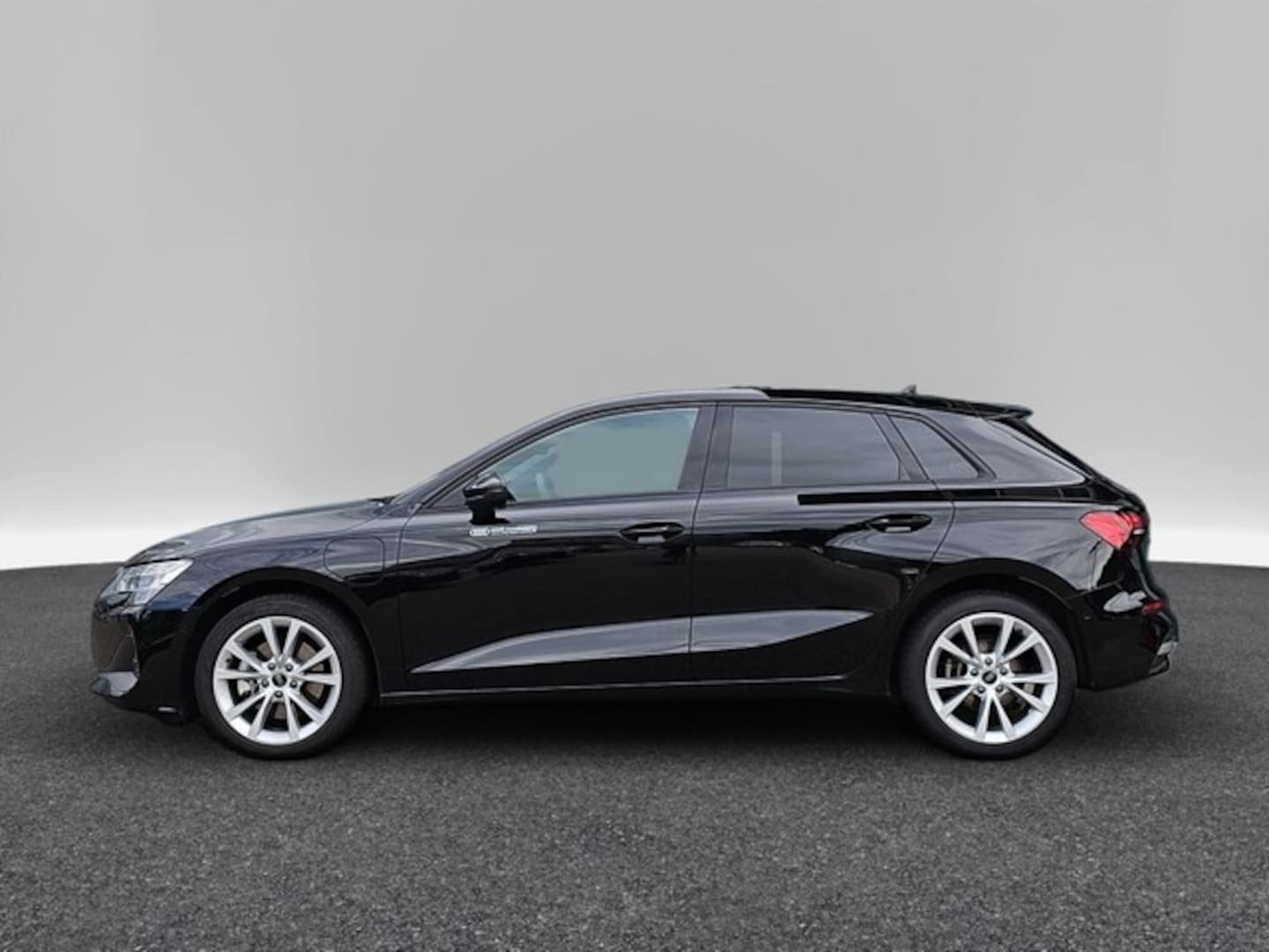 Bild über Audi A3 Sportback TFSI e TFSI e 150 kW S tronic - für weitere Informationen kontaktieren Sie den Audi Partner