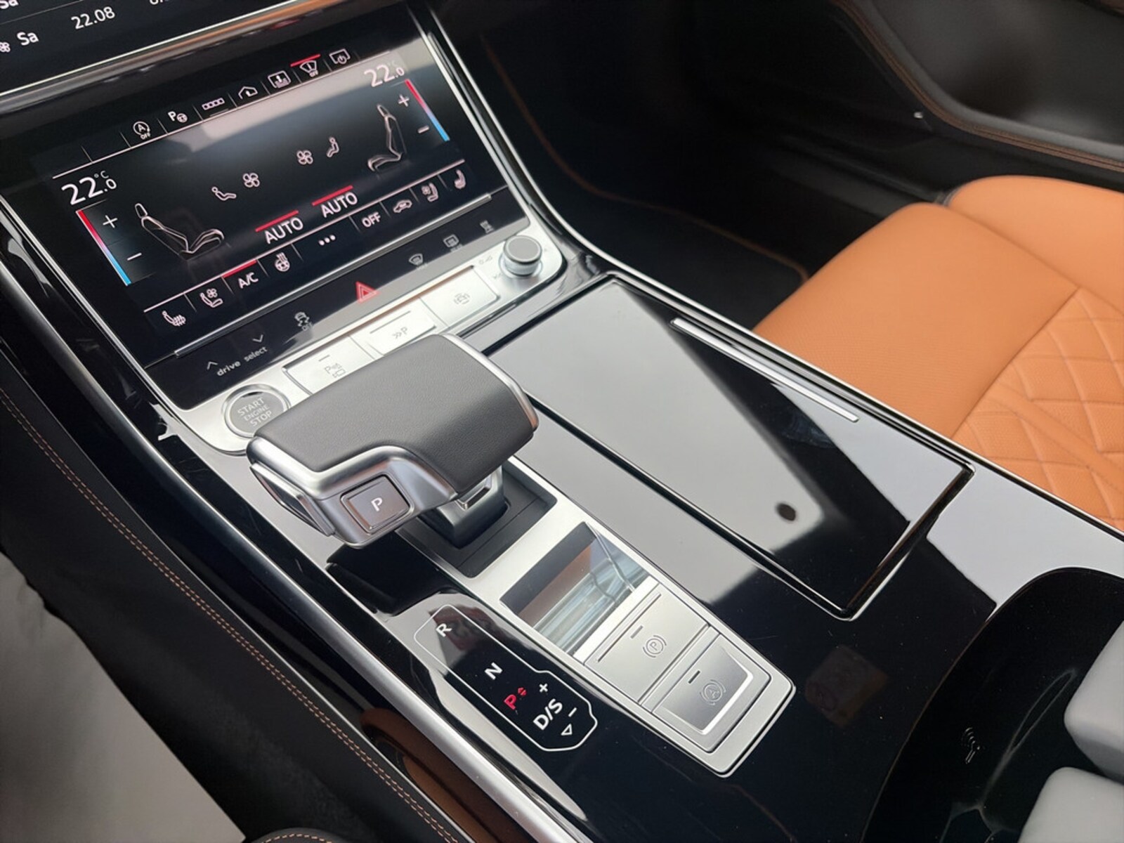 Audi A8 – Bild 30
