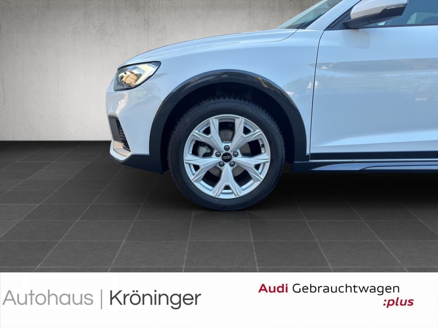 Bild über Audi A1 allstreet 30 TFSI Schaltgetriebe - für weitere Informationen kontaktieren Sie den Audi Partner