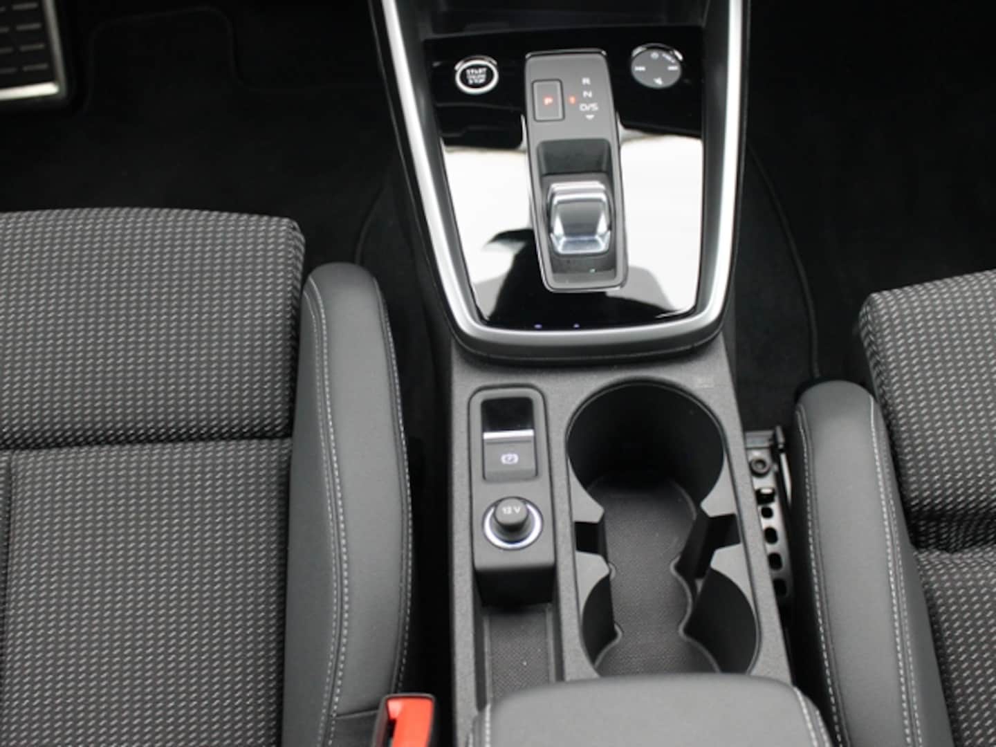 Bild über Audi A3 Limousine advanced 35 TDI S tronic - für weitere Informationen kontaktieren Sie den Audi Partner