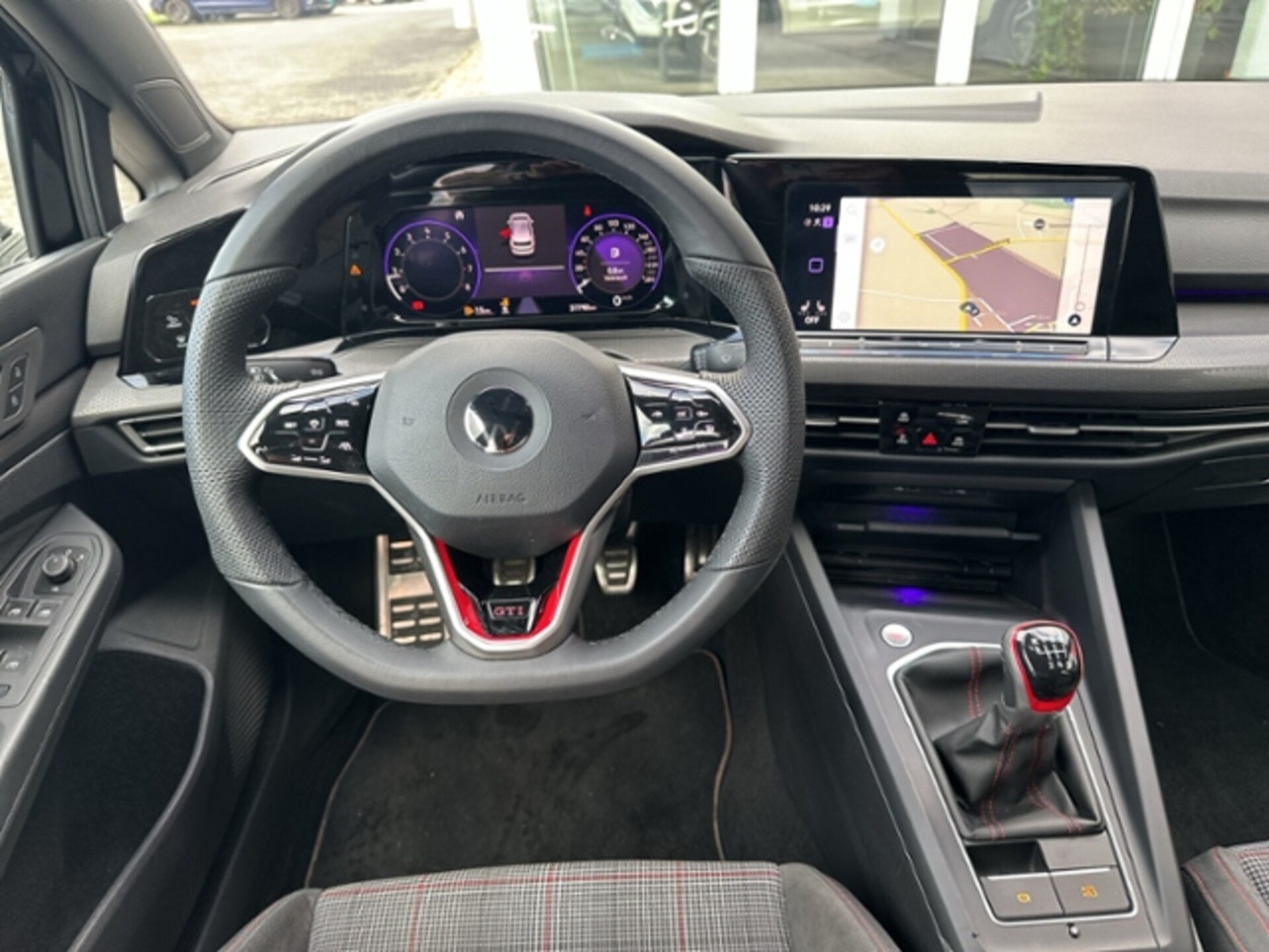 Volkswagen Golf GTI