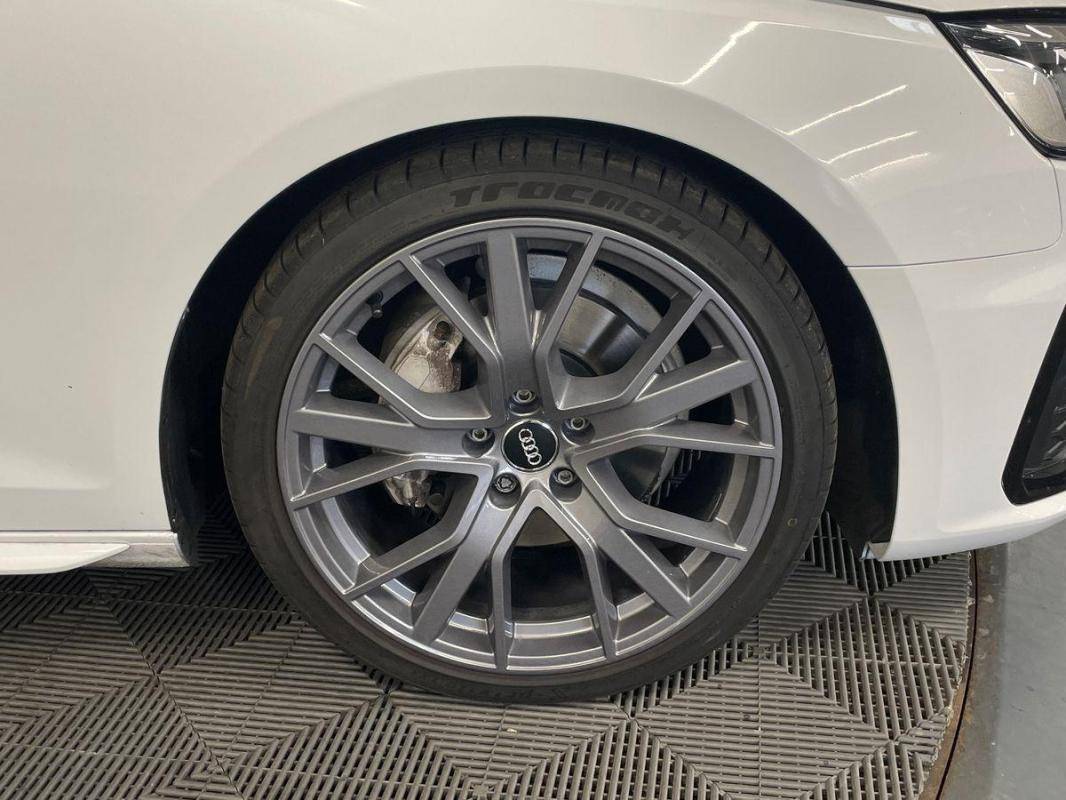 Image about Audi A4 Avant S Line 40 TDI 140 kW (190 ch) S tronic