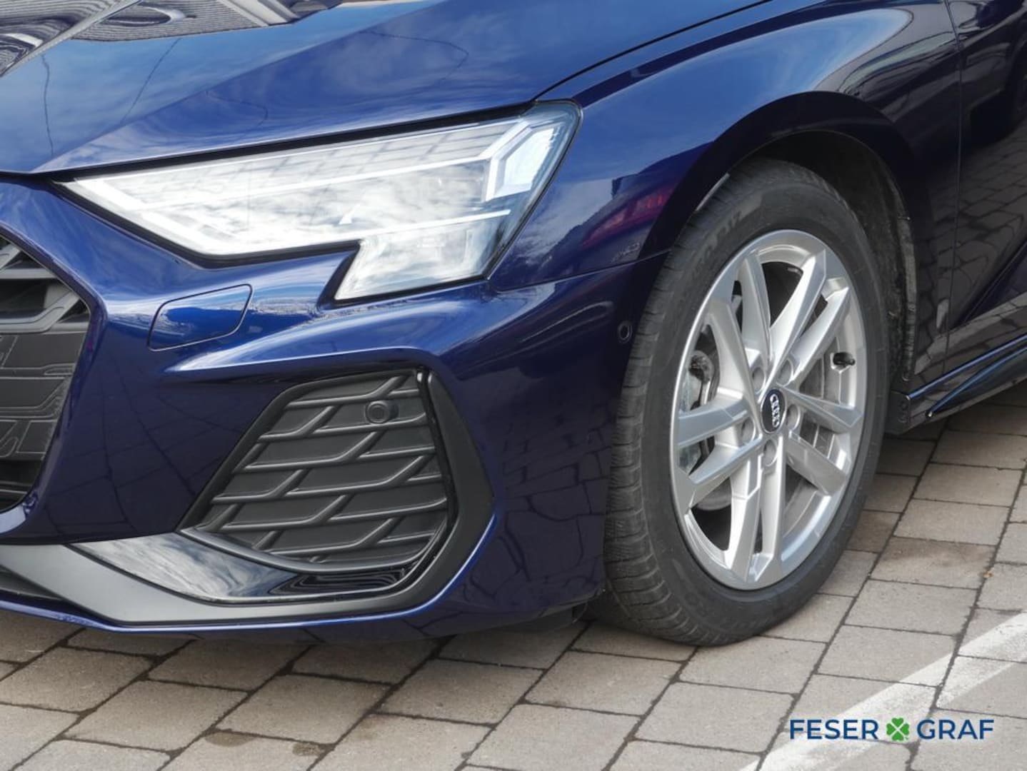 Bild über Audi A3 Sportback S line 35 TDI S tronic - für weitere Informationen kontaktieren Sie den Audi Partner