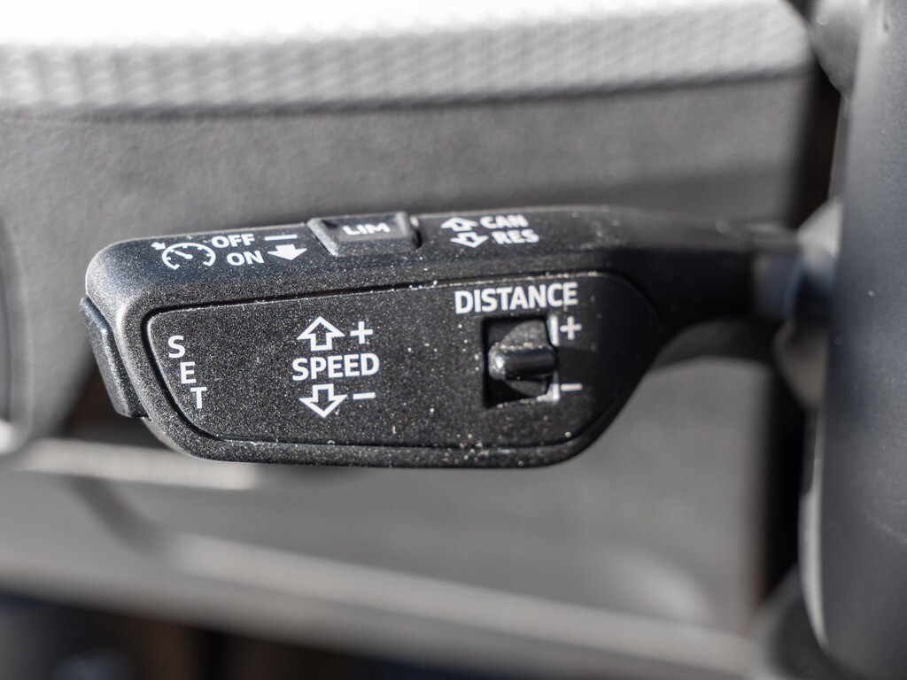 Image about Audi Q2 S line 35 TFSI S tronic