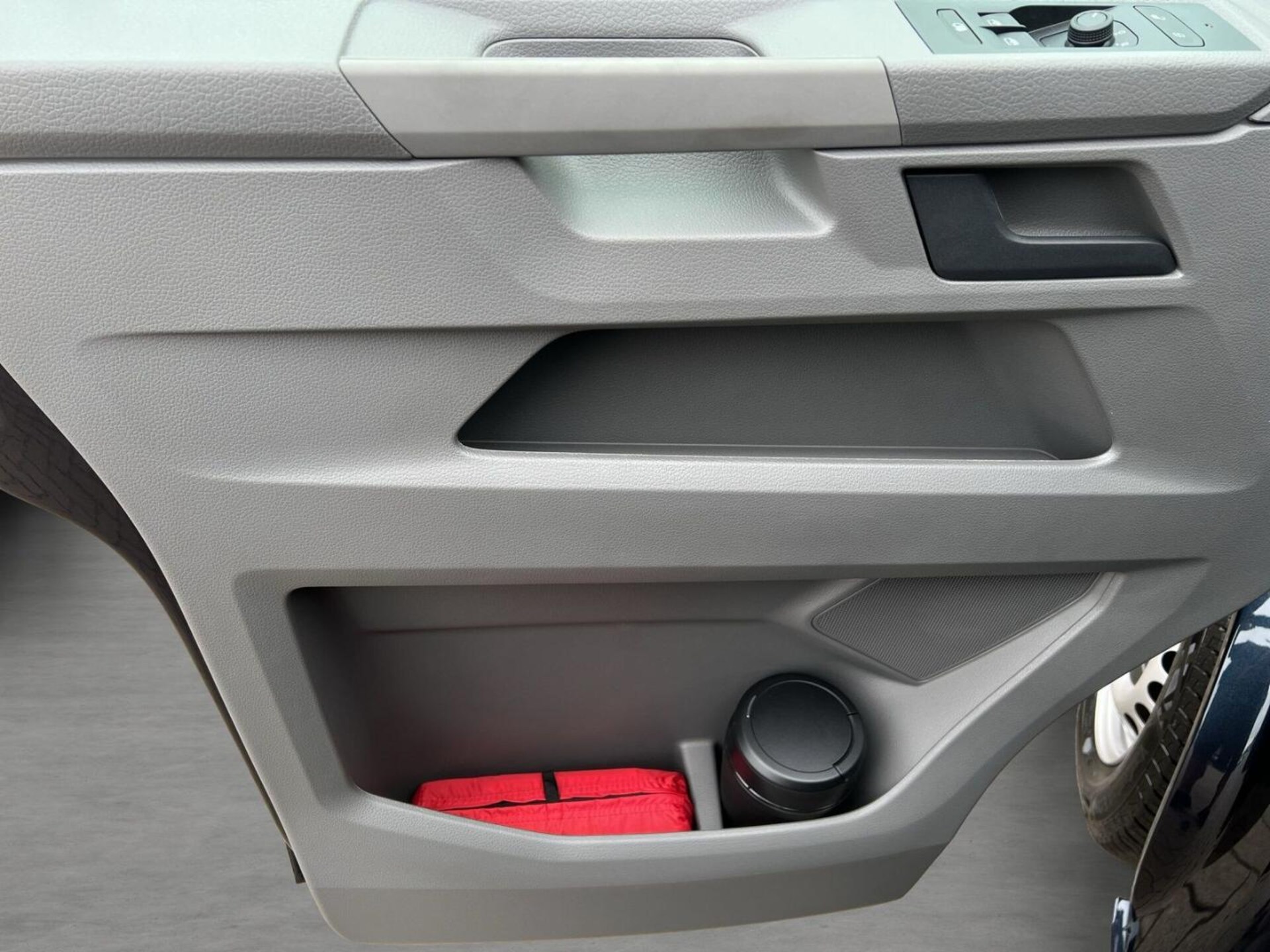 Volkswagen T6.1 Transporter Kasten kurzer Radstand