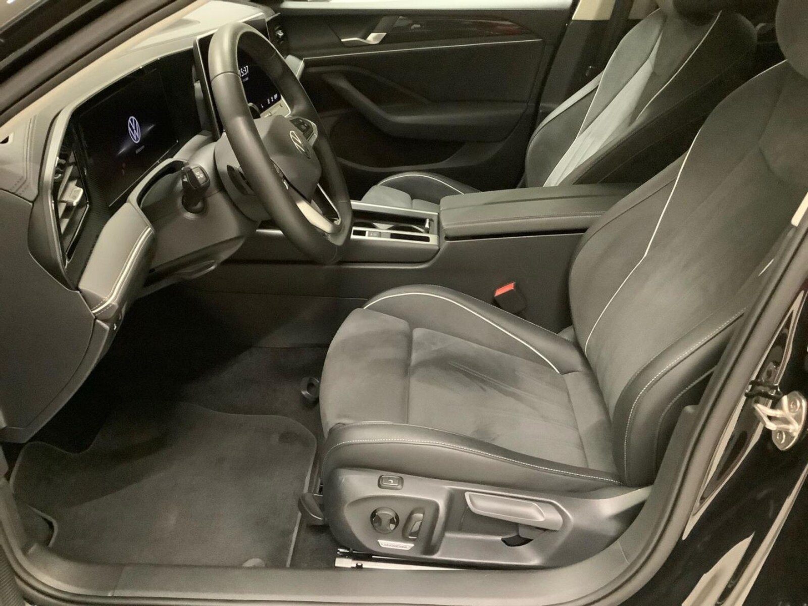 Volkswagen Passat – Bild 13