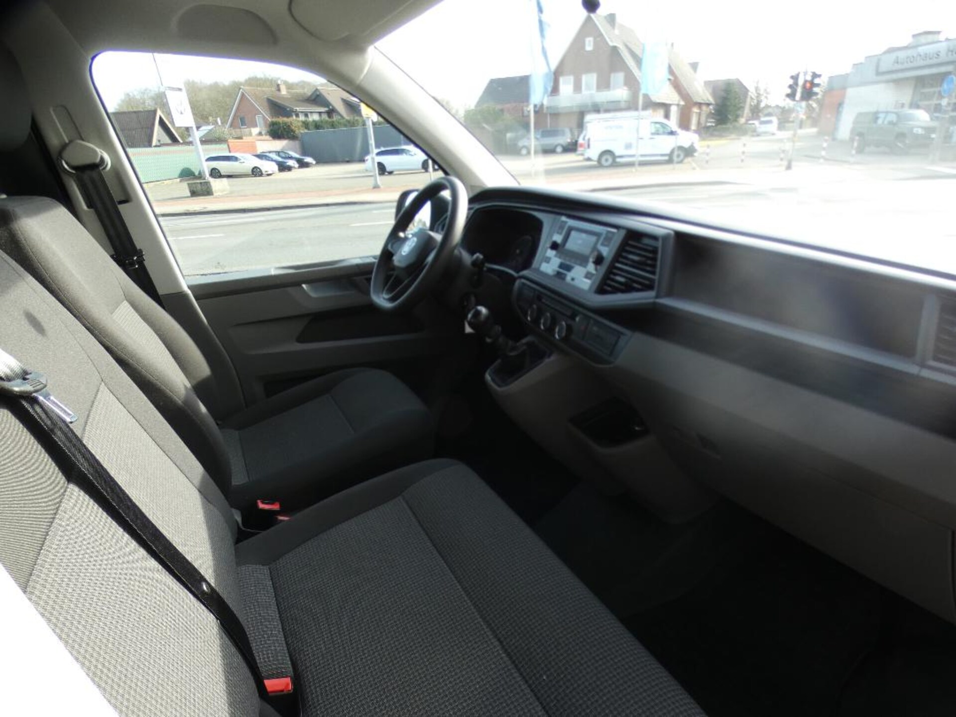 Volkswagen T6.1 Transporter Kasten kurzer Radstand