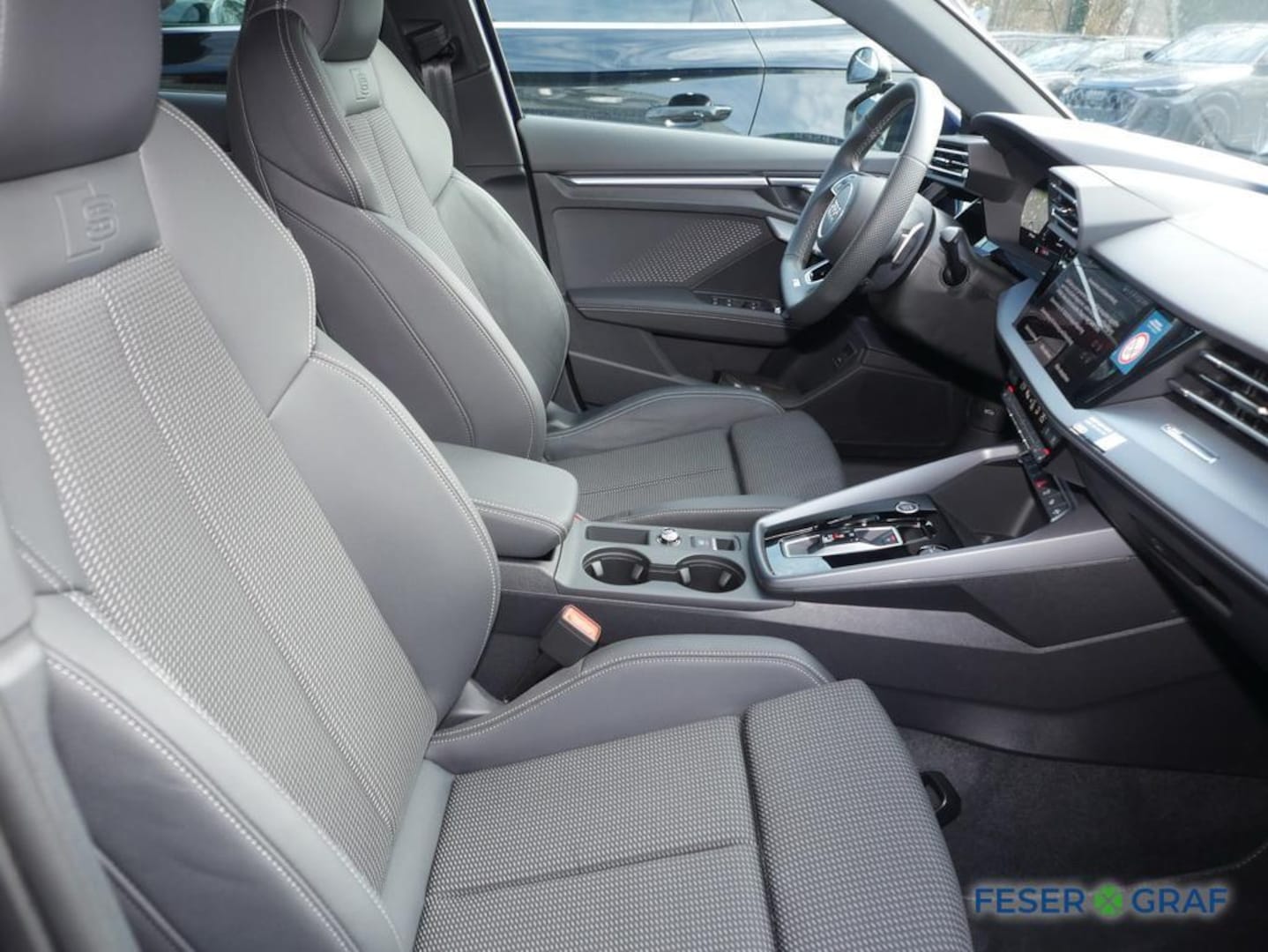 Bild über Audi A3 Sportback S line 35 TDI S tronic - für weitere Informationen kontaktieren Sie den Audi Partner