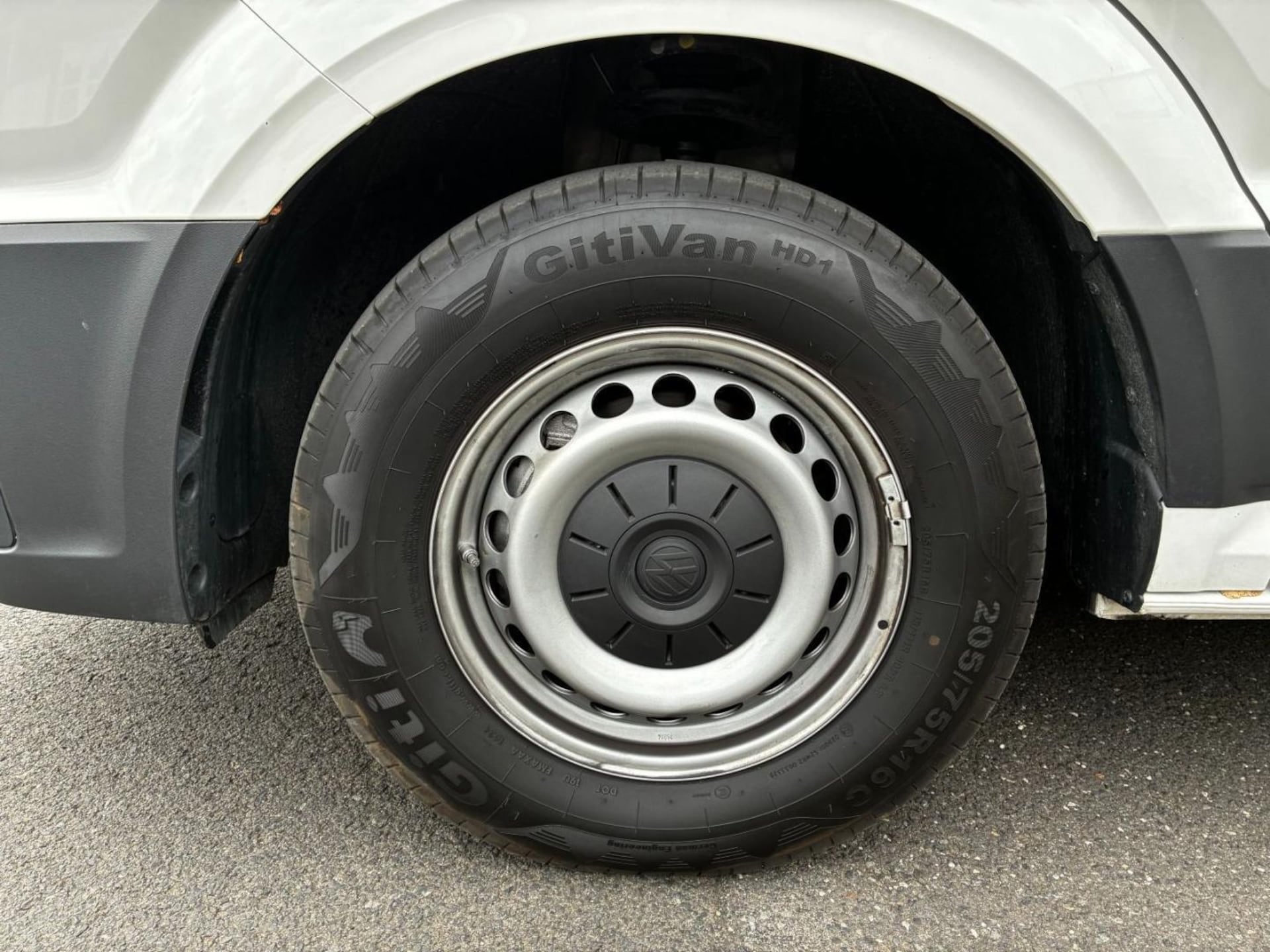 Volkswagen Crafter Kasten mittlerer Radstand