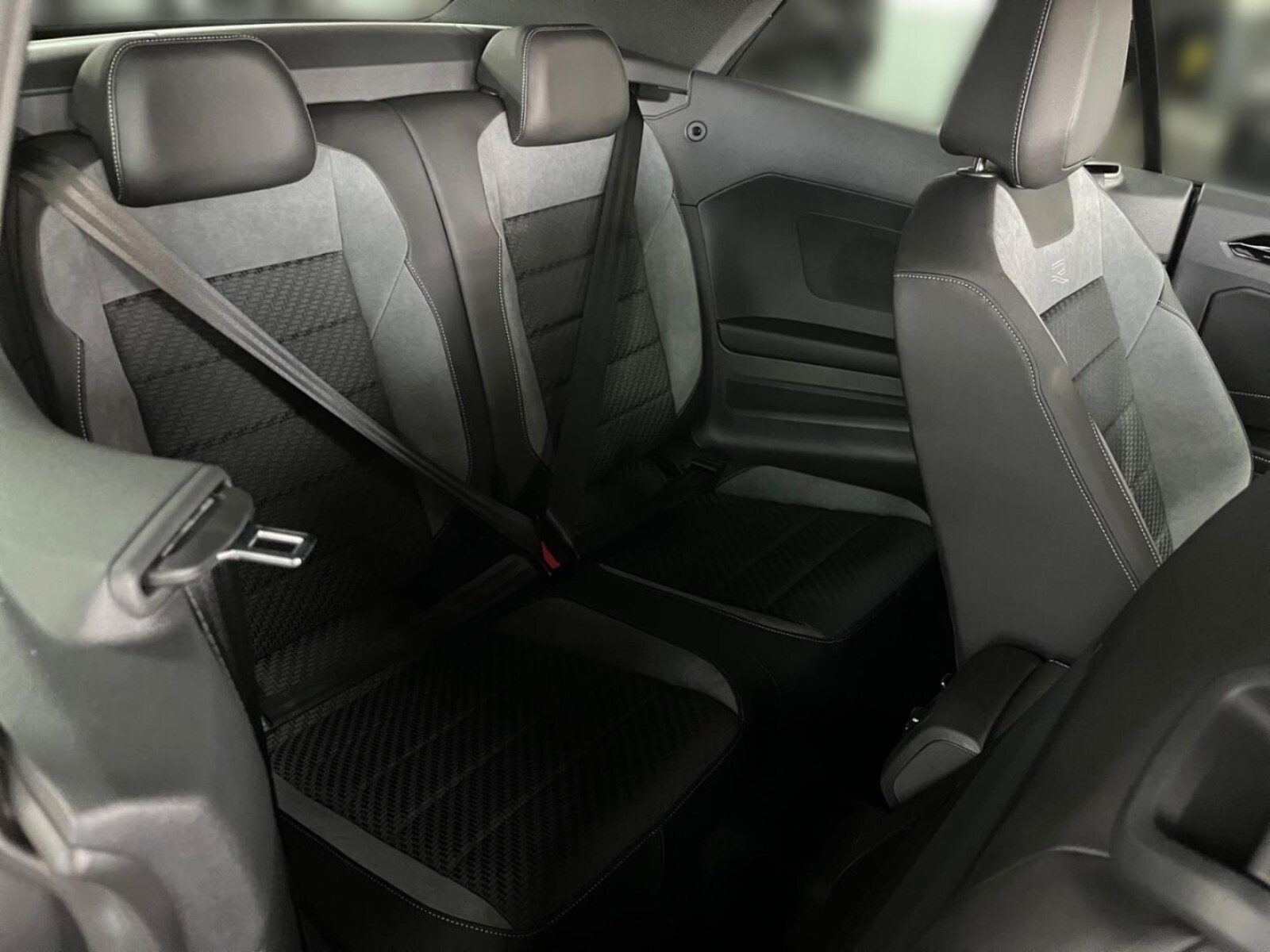 Volkswagen T-Roc Cabriolet – Bild 15