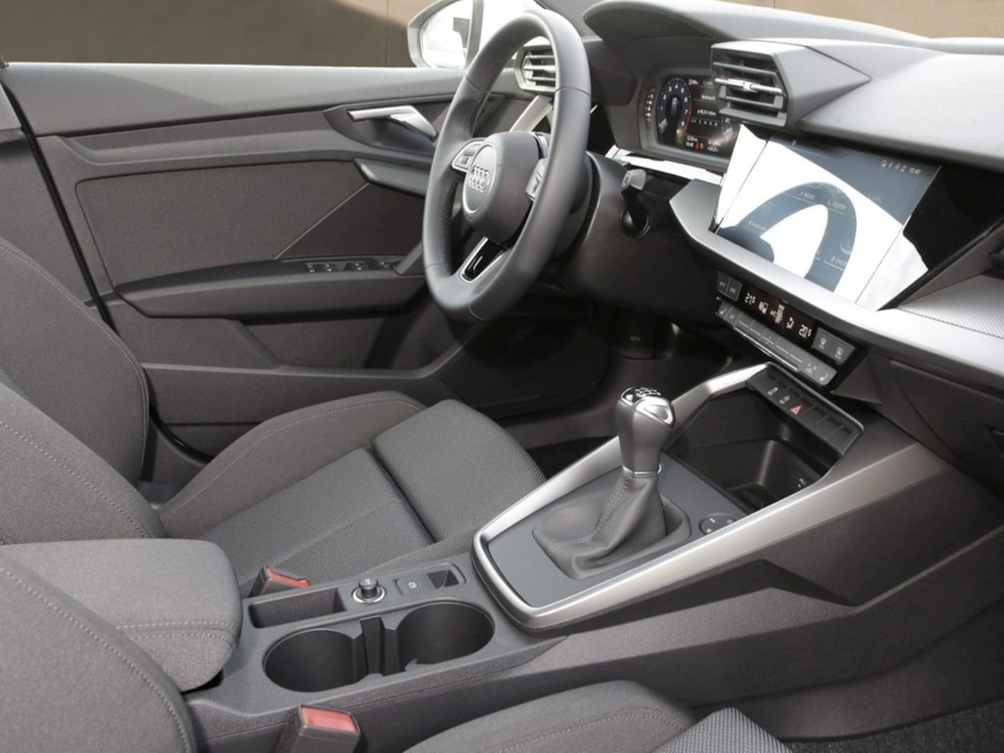 Bild über Audi A3 Sportback 35 TFSI Schaltgetriebe - für weitere Informationen kontaktieren Sie den Audi Partner