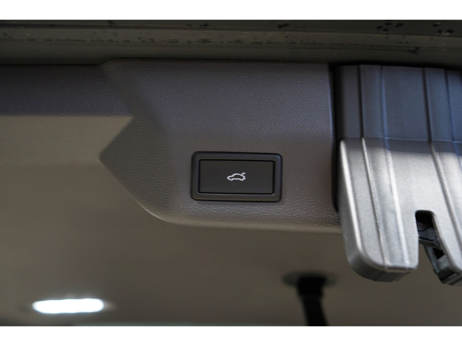Volkswagen Multivan Langversion – Bild 13
