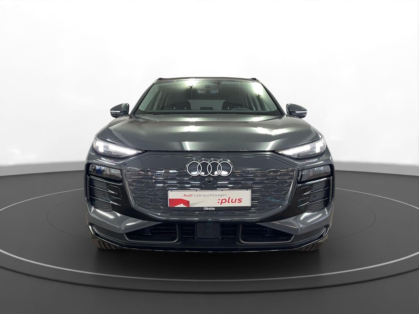 Image about Audi Q6 SUV e-tron e-tron quattro