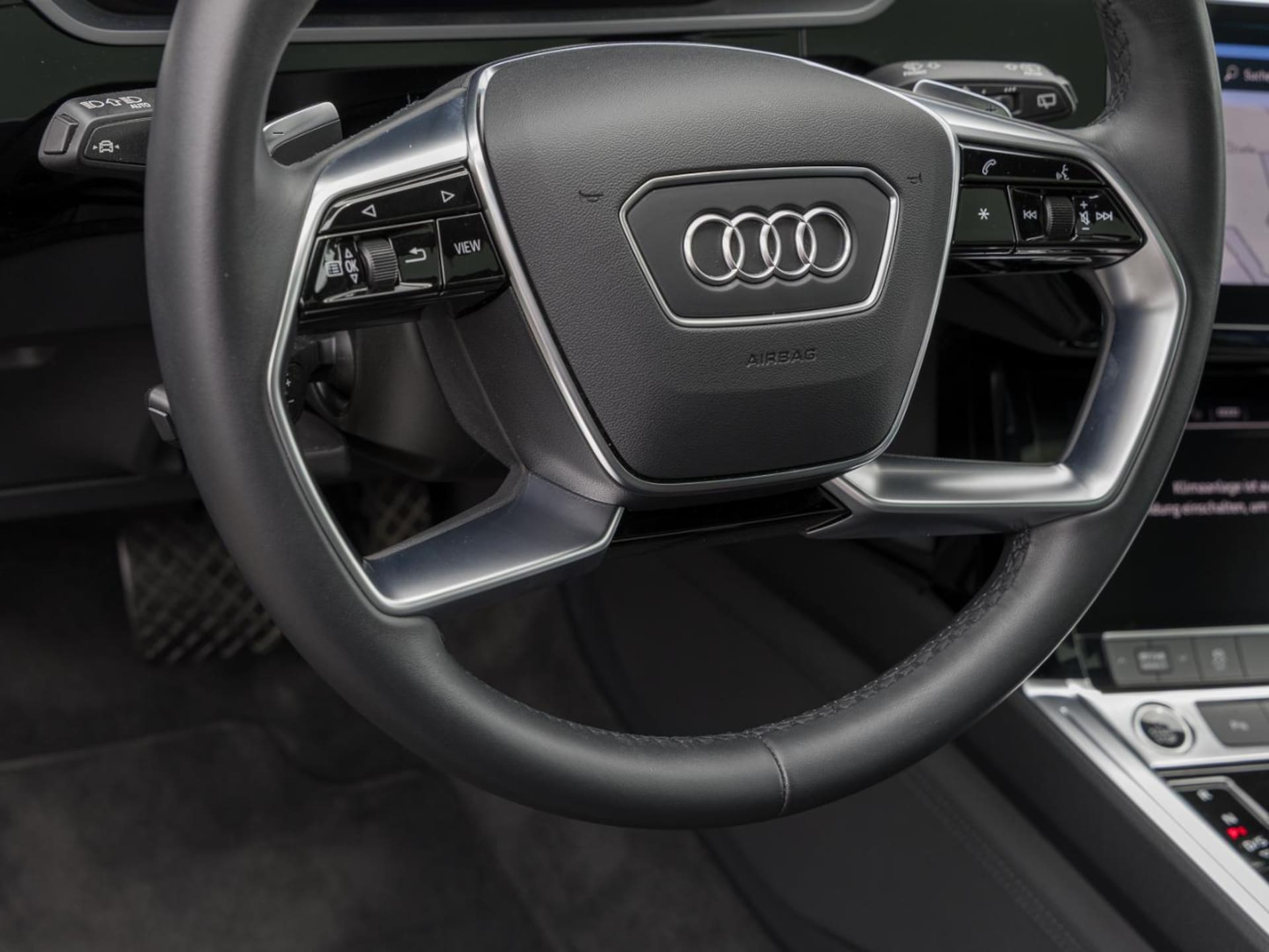 Audi e-tron advanced