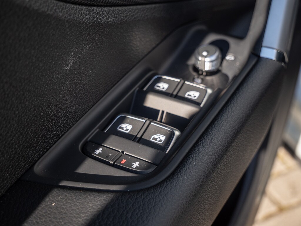 Image about Audi Q2 S line 35 TFSI S tronic