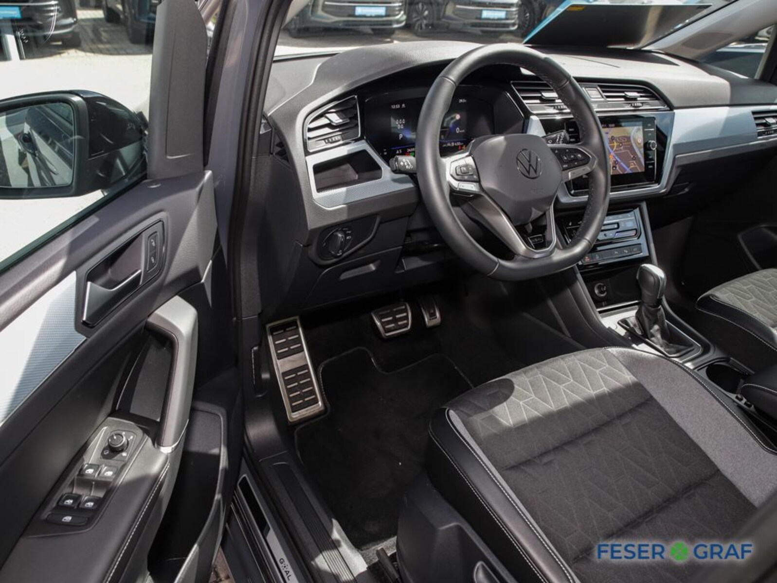 Volkswagen Touran – Bild 10