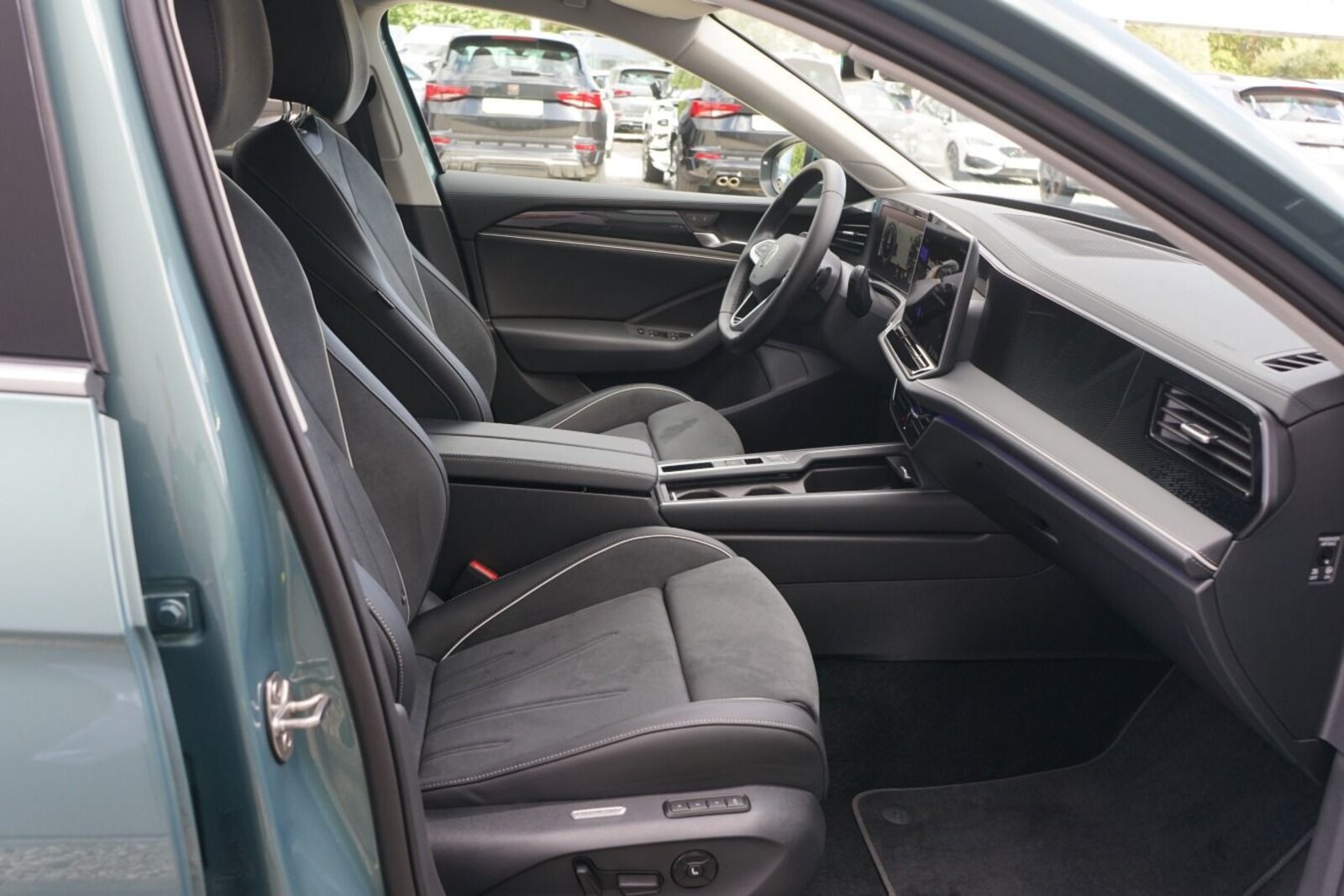 Volkswagen Passat – Bild 8