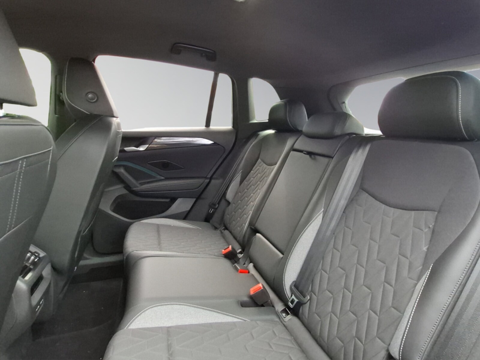 Volkswagen Tiguan – Bild 18