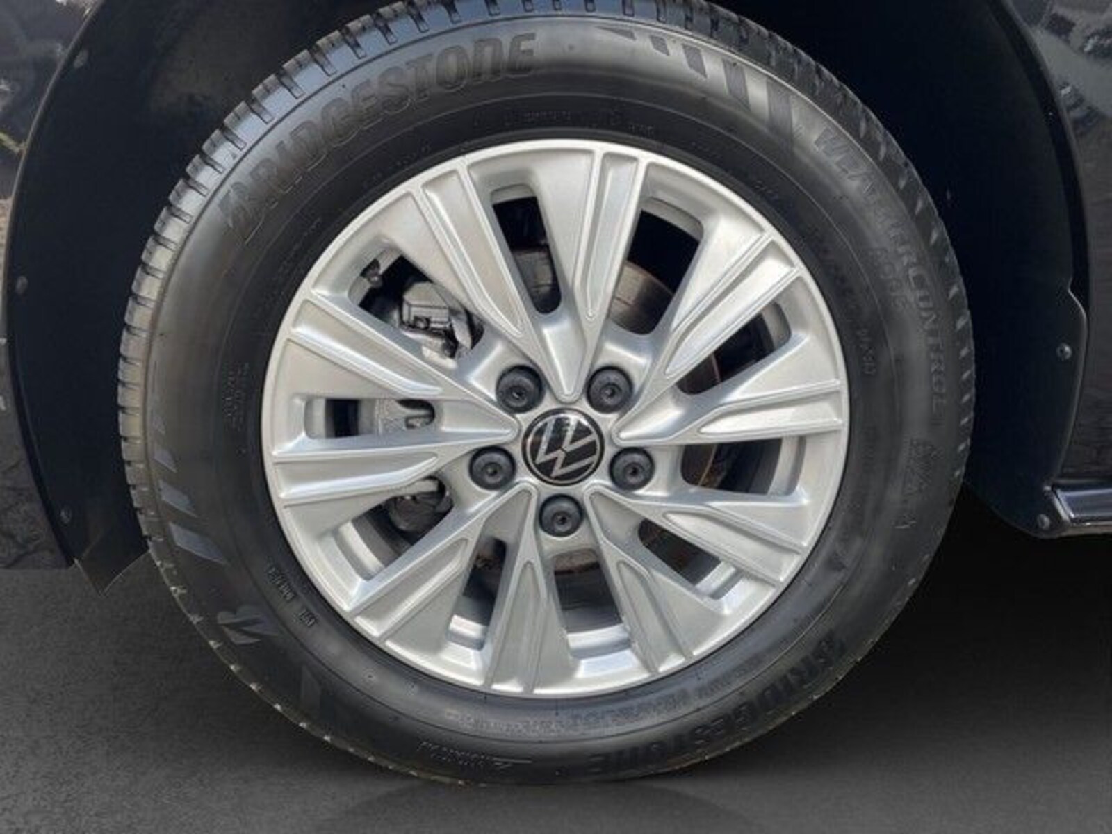 Volkswagen Multivan Langversion – Bild 11