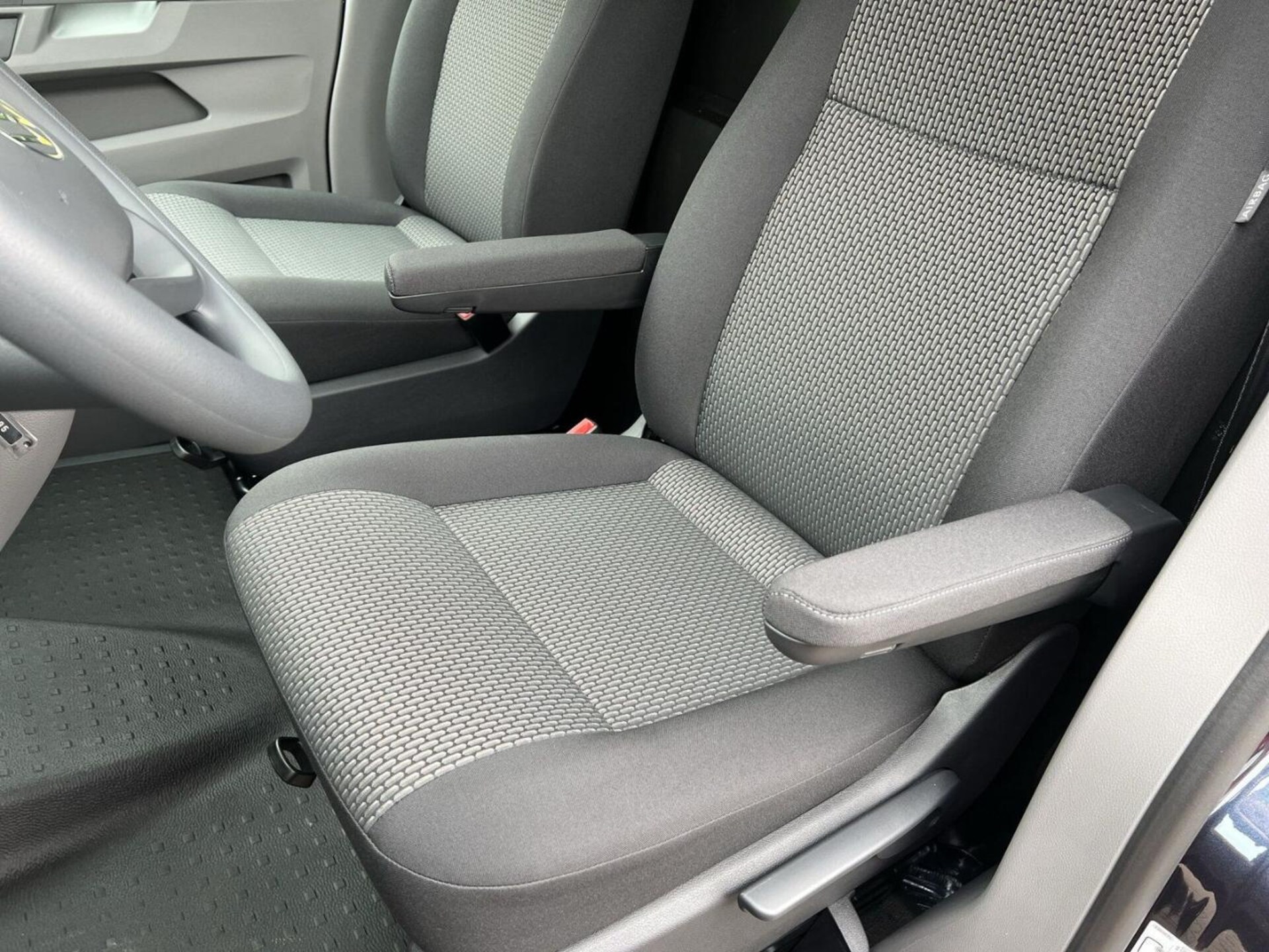 Volkswagen T6.1 Transporter Kasten kurzer Radstand