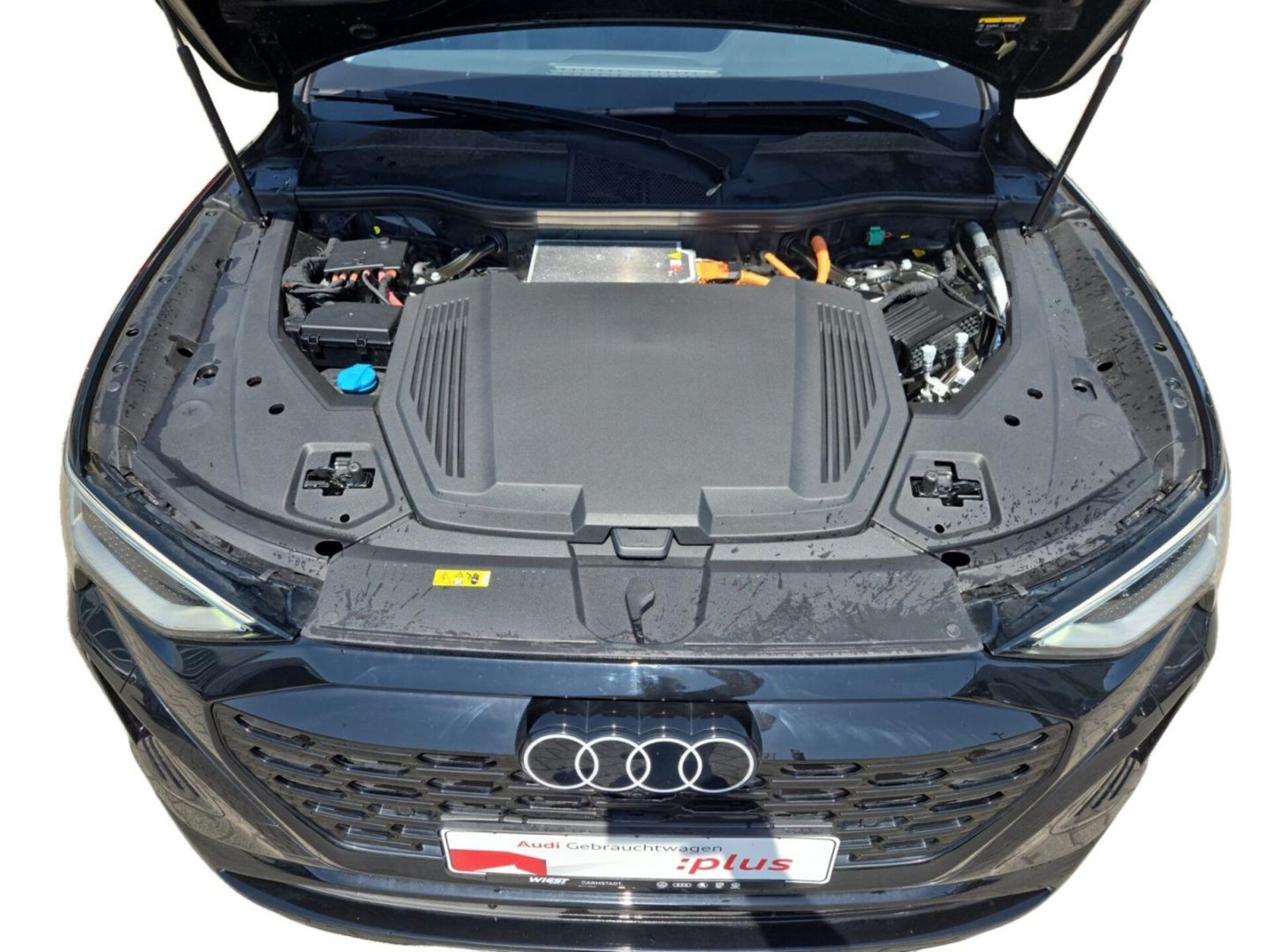 Audi Q8 Sportback e-tron S line