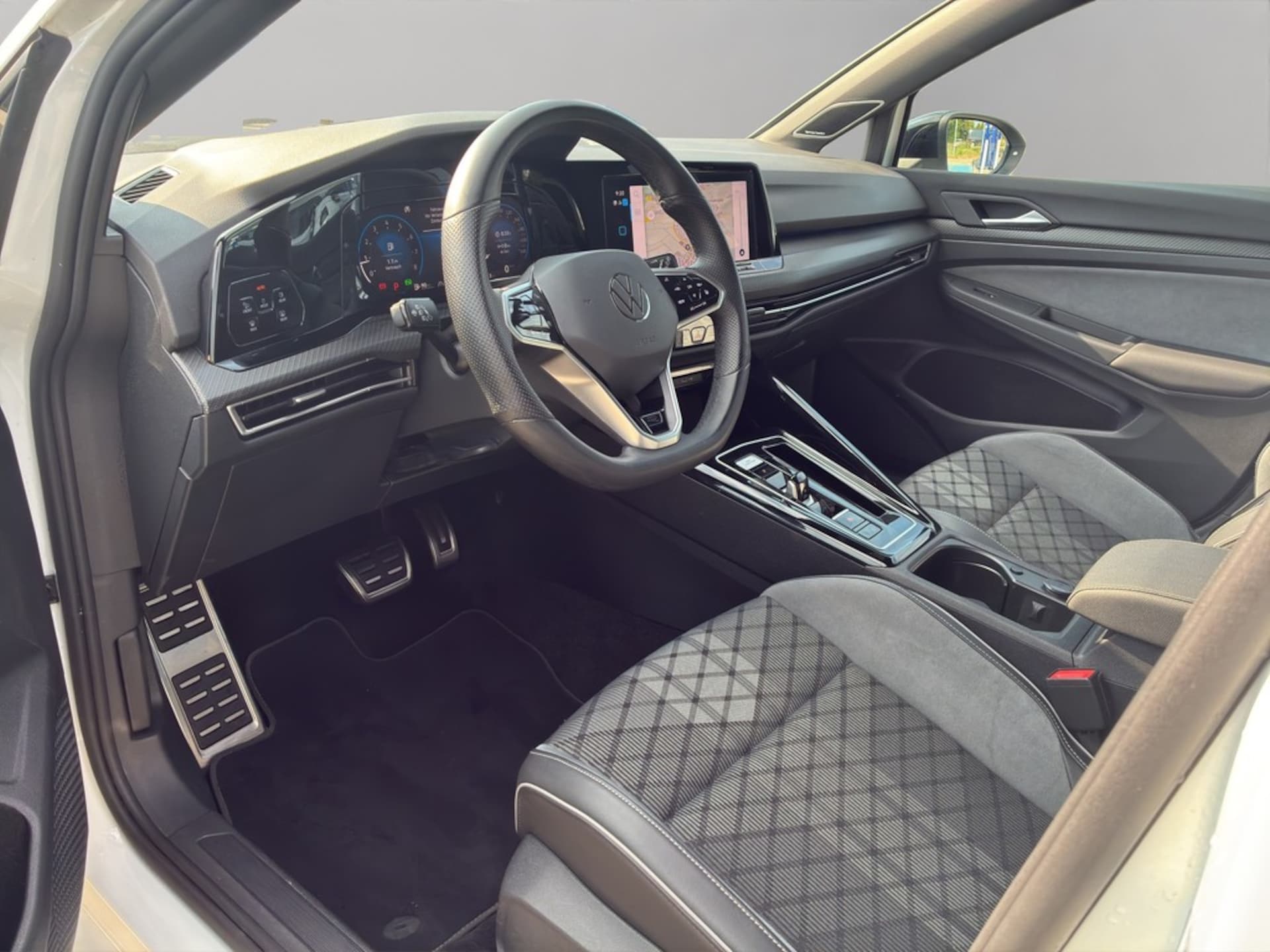Volkswagen Golf R-Line