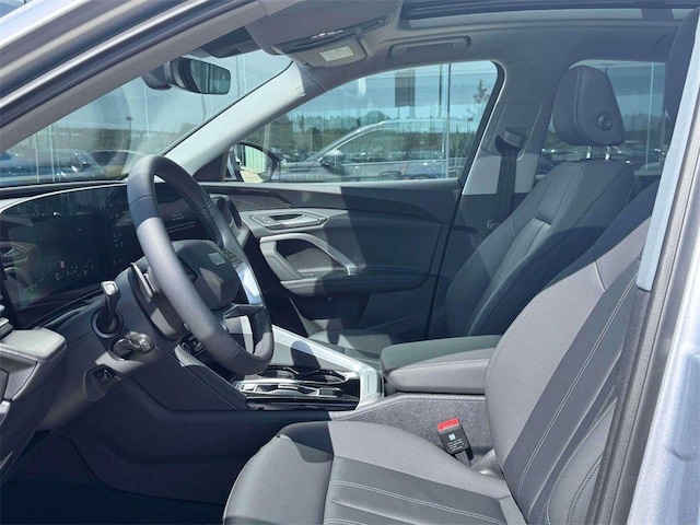 2025 Audi Q5 Premium - Photo 8
