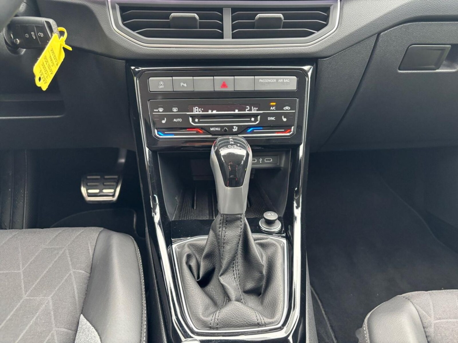 Volkswagen T-Cross – Bild 12