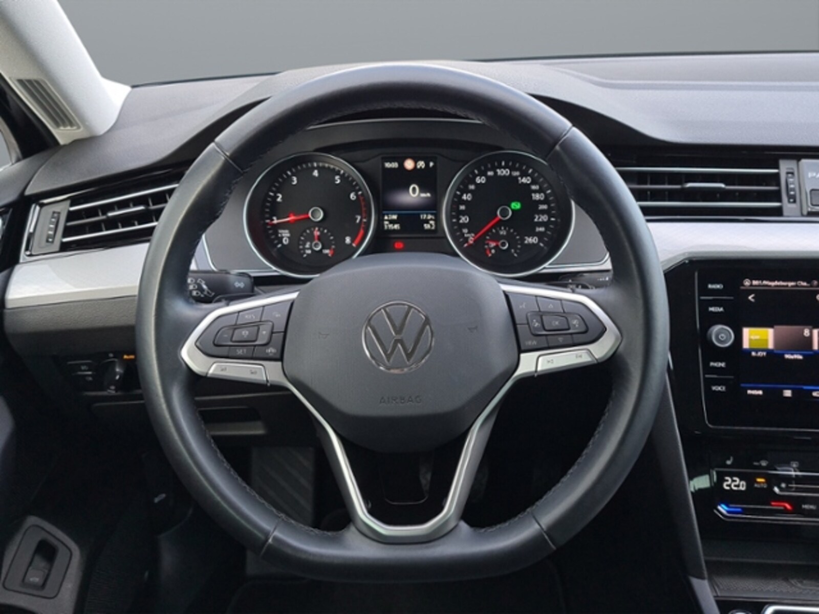 Volkswagen Passat Variant – Bild 17