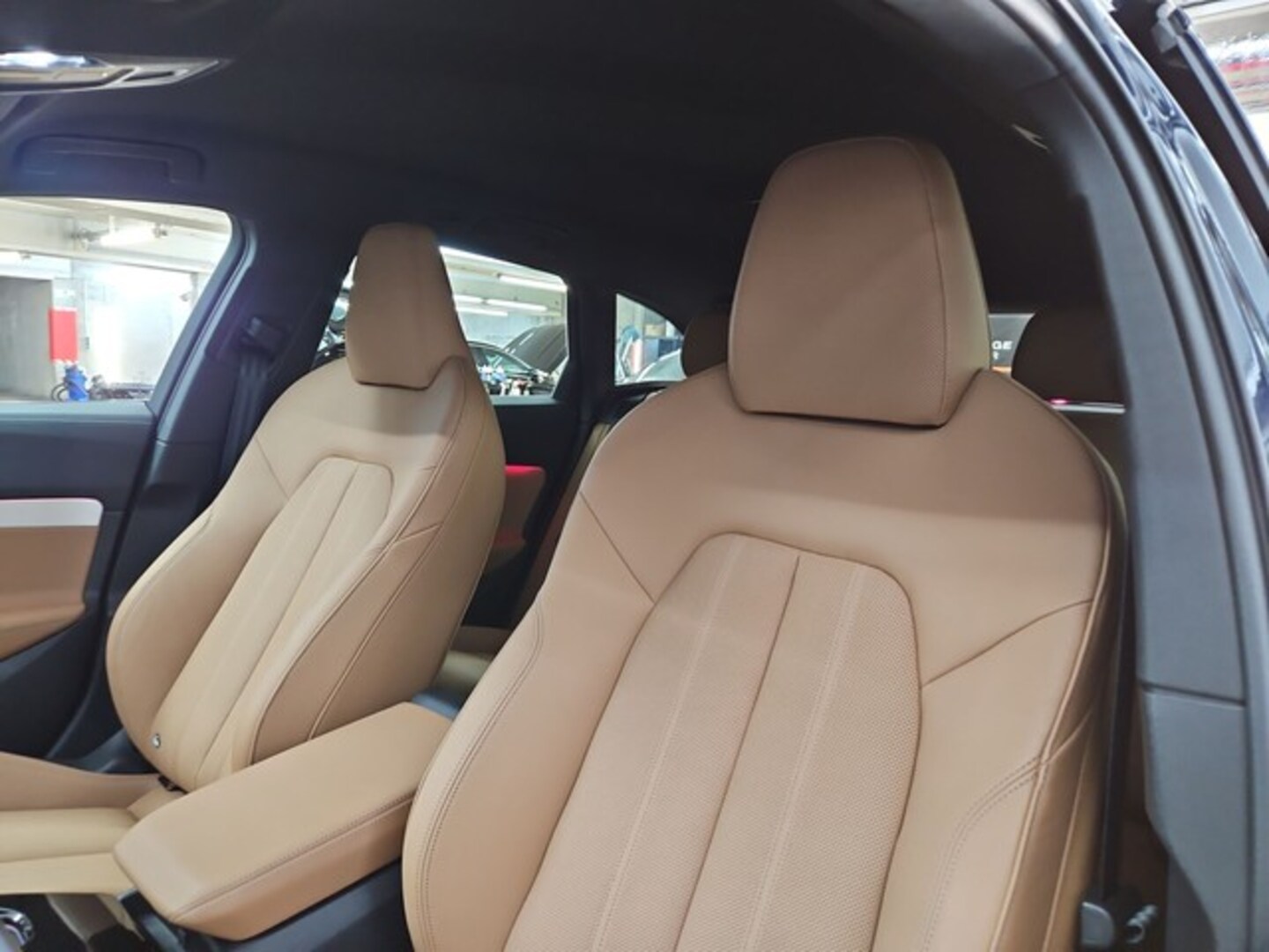 Bild über Audi A5 Avant TDI quattro 150 kW S tronic - für weitere Informationen kontaktieren Sie den Audi Partner