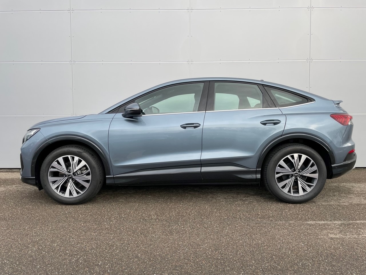 Image about Audi Q4 Sportback e-tron 35 e-tron 125,00 kW