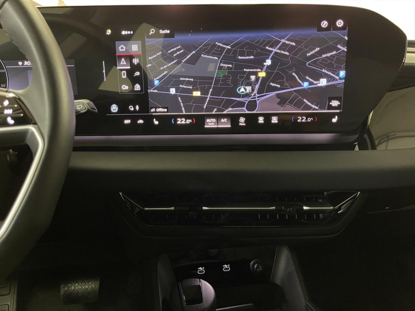 Image about Audi Q6 SUV e-tron e-tron quattro