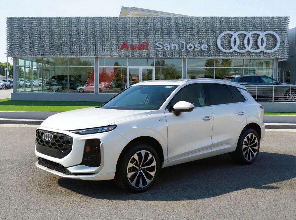 2026 Audi Q3 S line quattro's photo