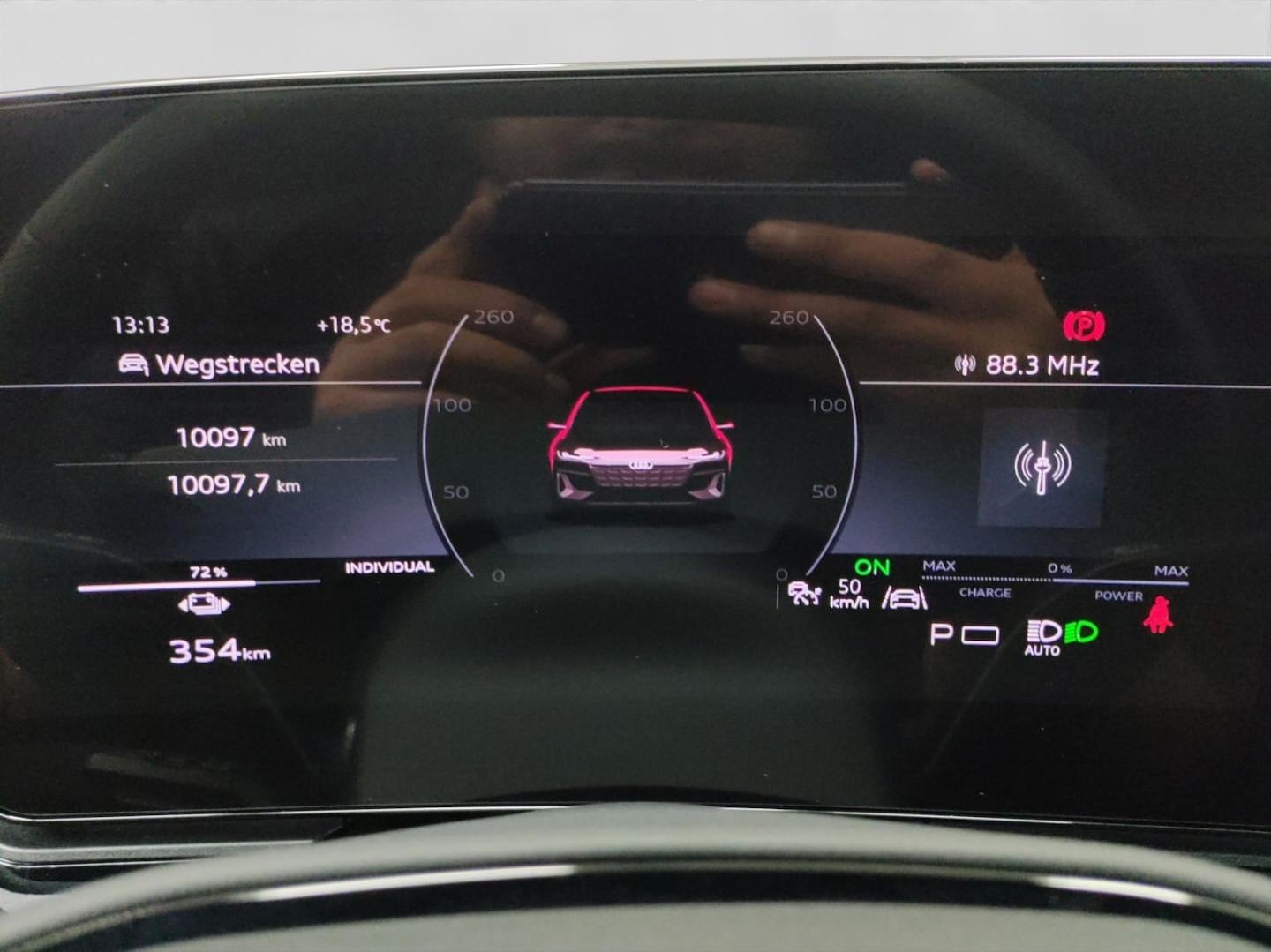 Bild über Audi S6 Sportback e-tron e-tron - für weitere Informationen kontaktieren Sie den Audi Partner