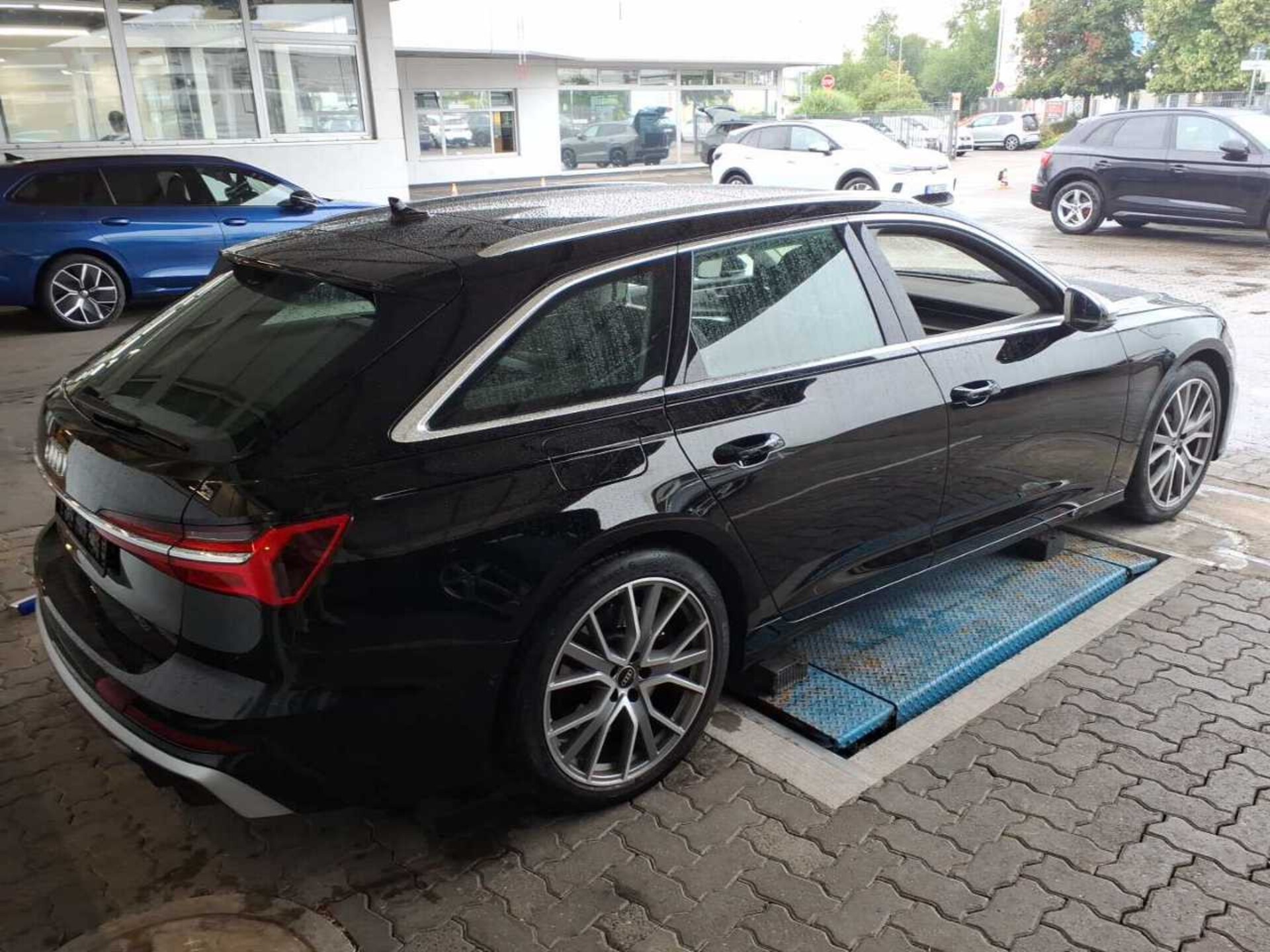 Audi S6 Avant