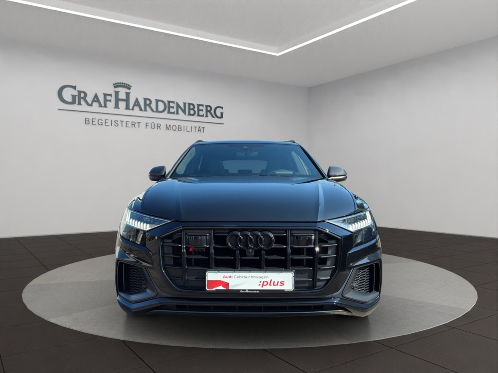 Audi SQ8 SUV