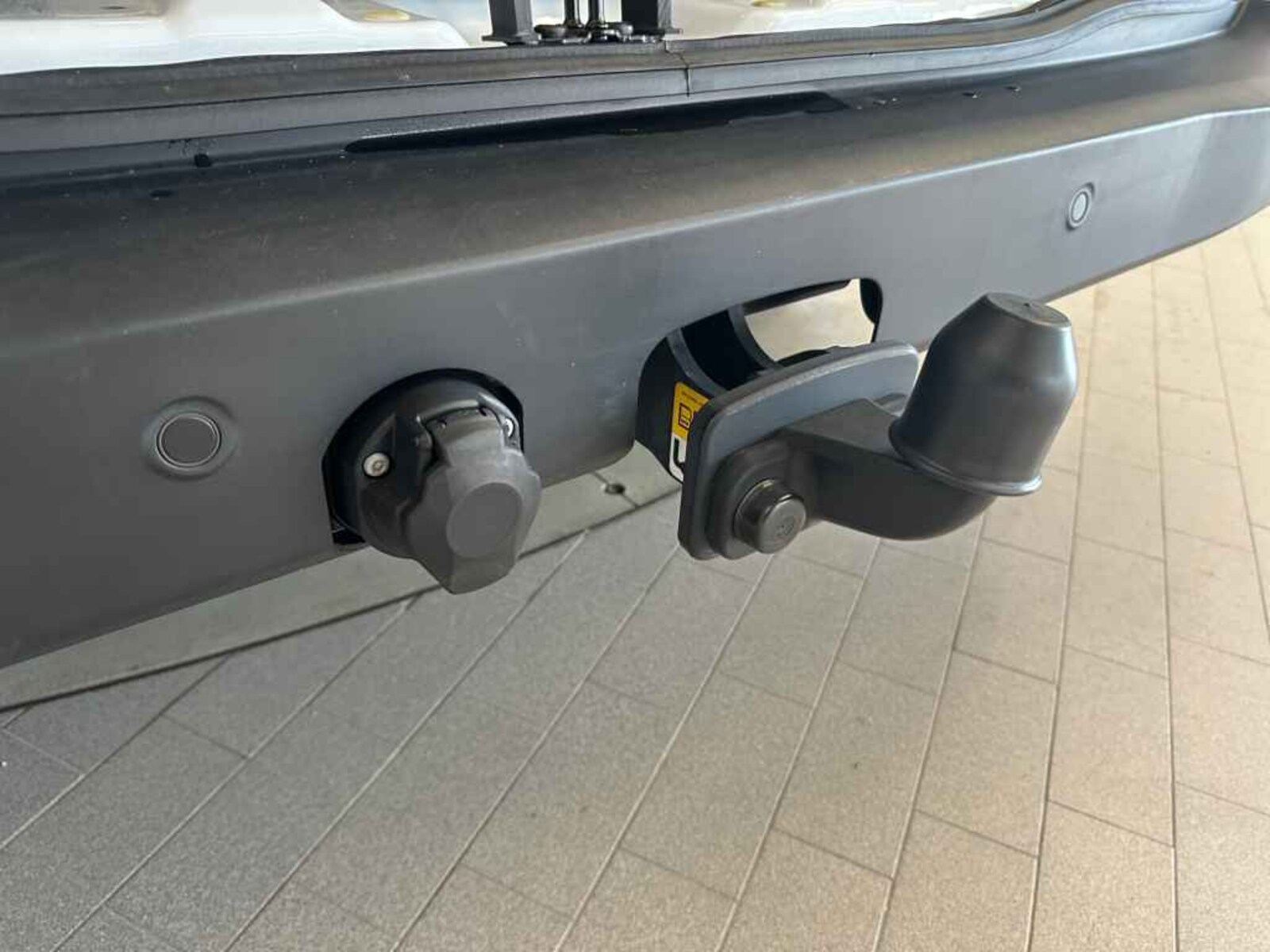 Volkswagen Transporter Kasten langer Radstand – Bild 17