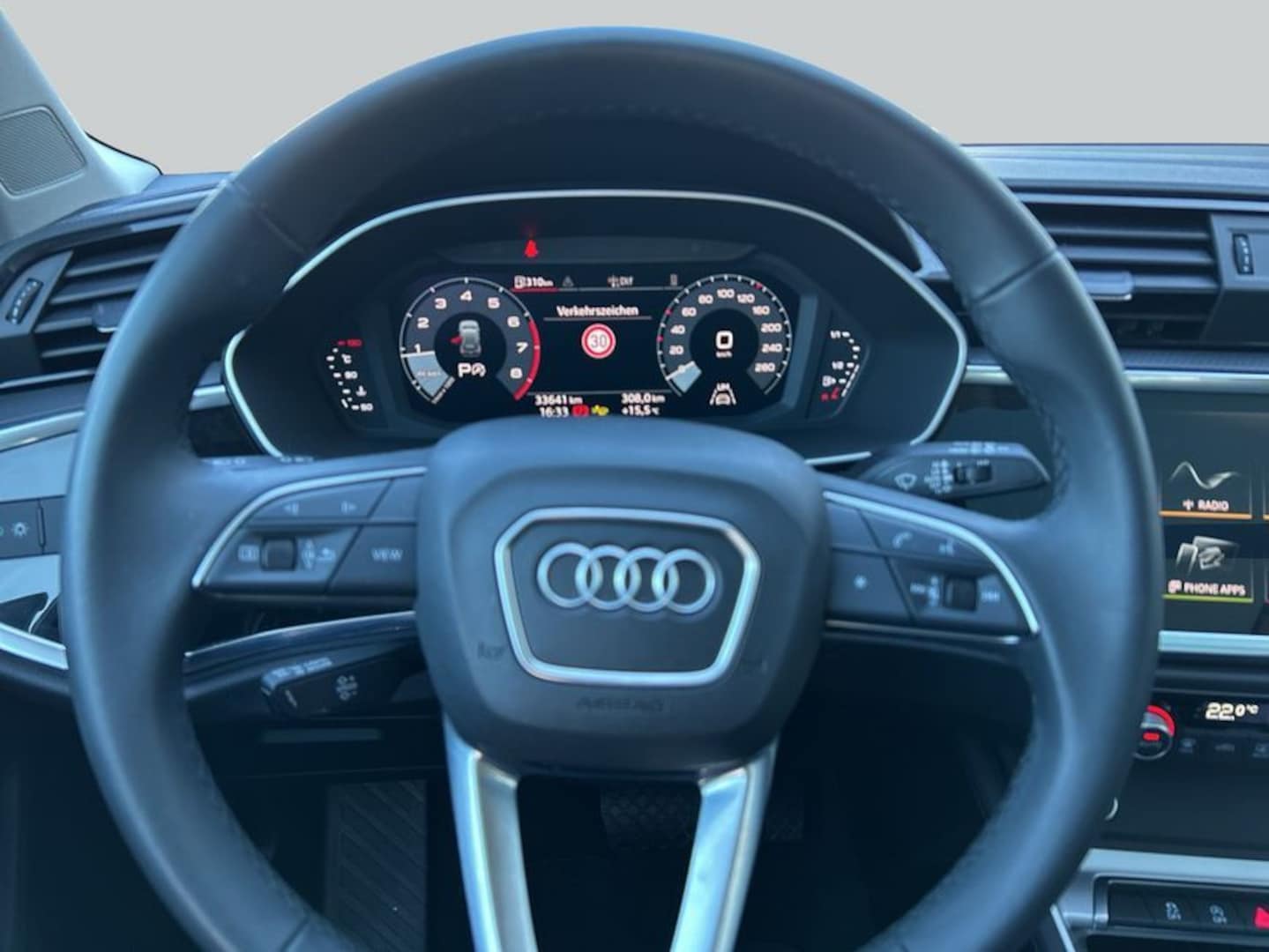 Bild über Audi Q3 advanced 40 TFSI quattro S tronic - für weitere Informationen kontaktieren Sie den Audi Partner