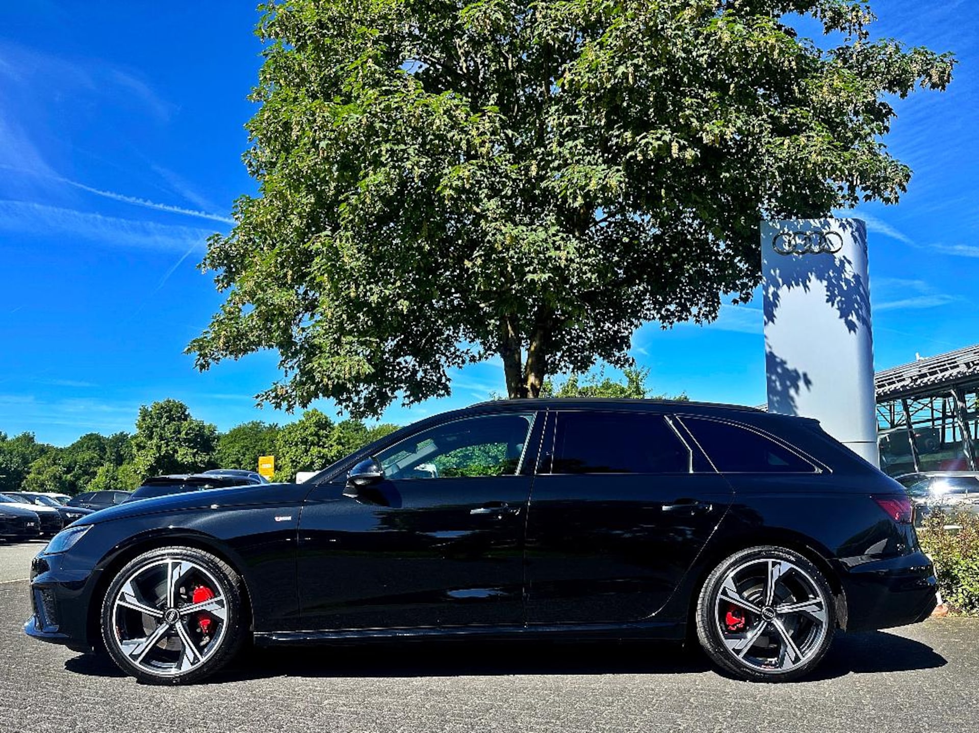 Audi A4 Avant S line