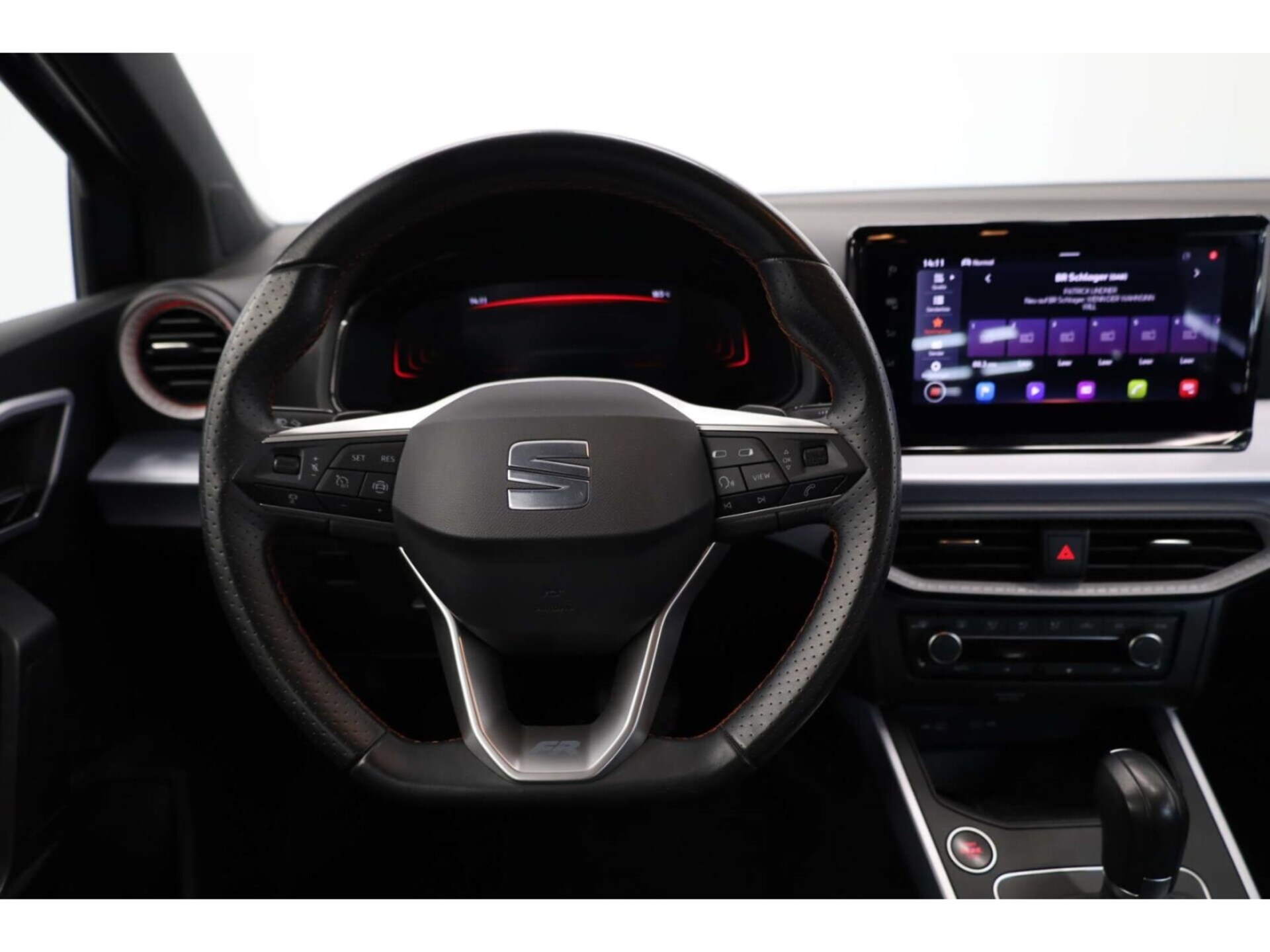 SEAT Arona FR