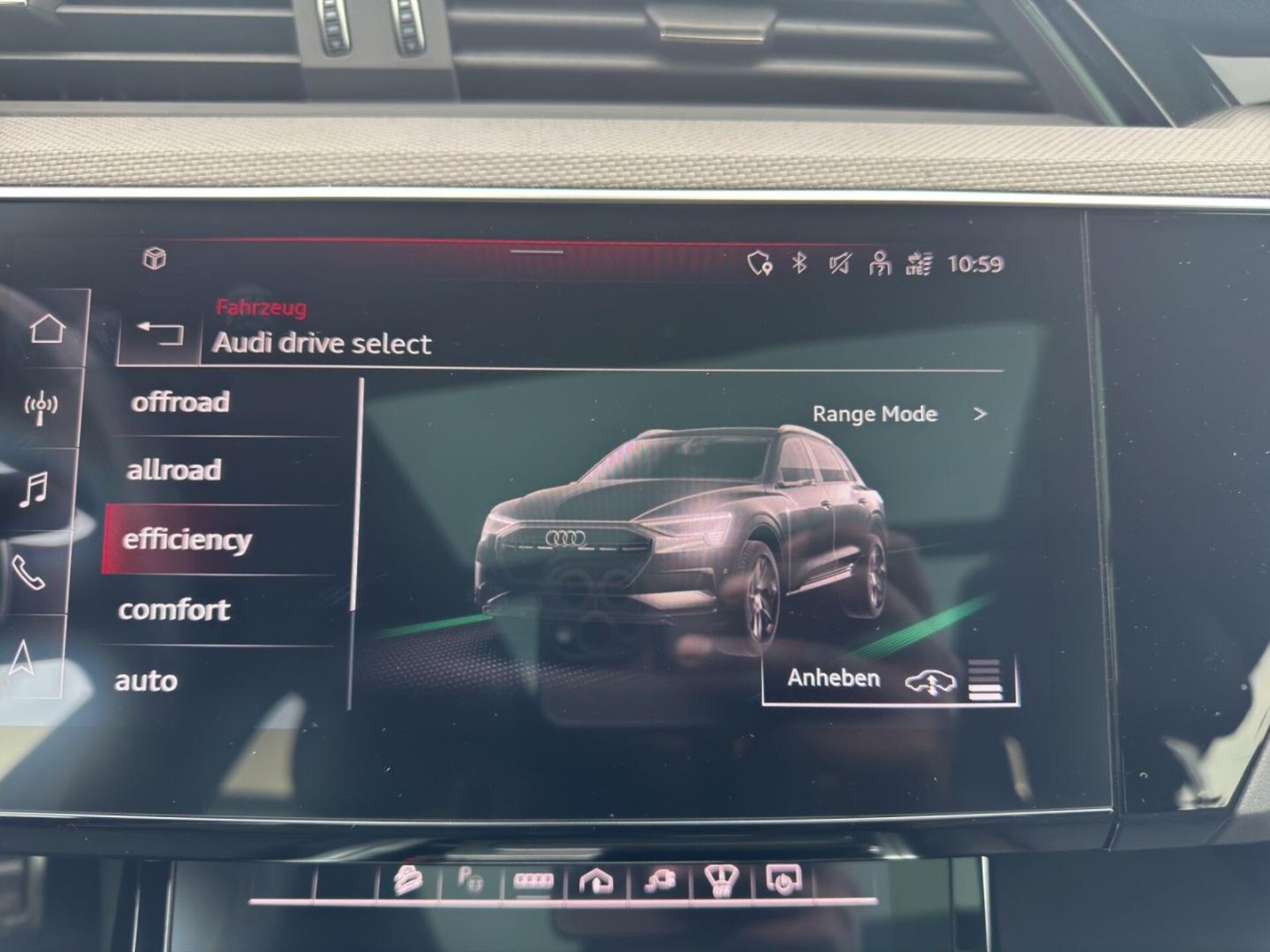 Audi Q8 e-tron S line