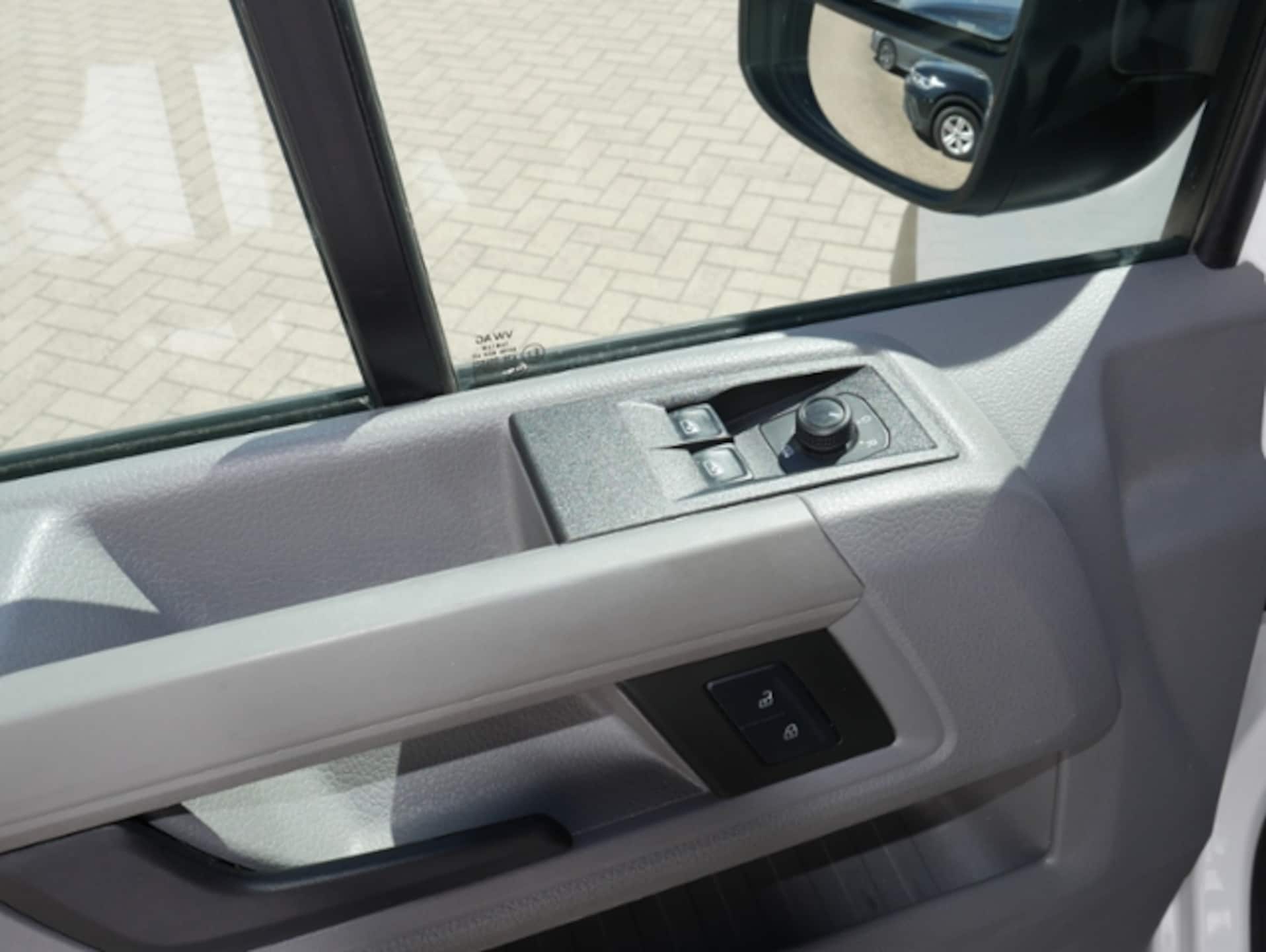 Volkswagen Crafter Kasten mittlerer Radstand