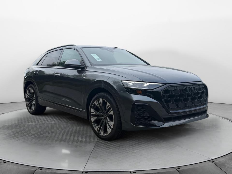 2026 Audi Q8 55 Premium Plus quattro Tiptonic's photo