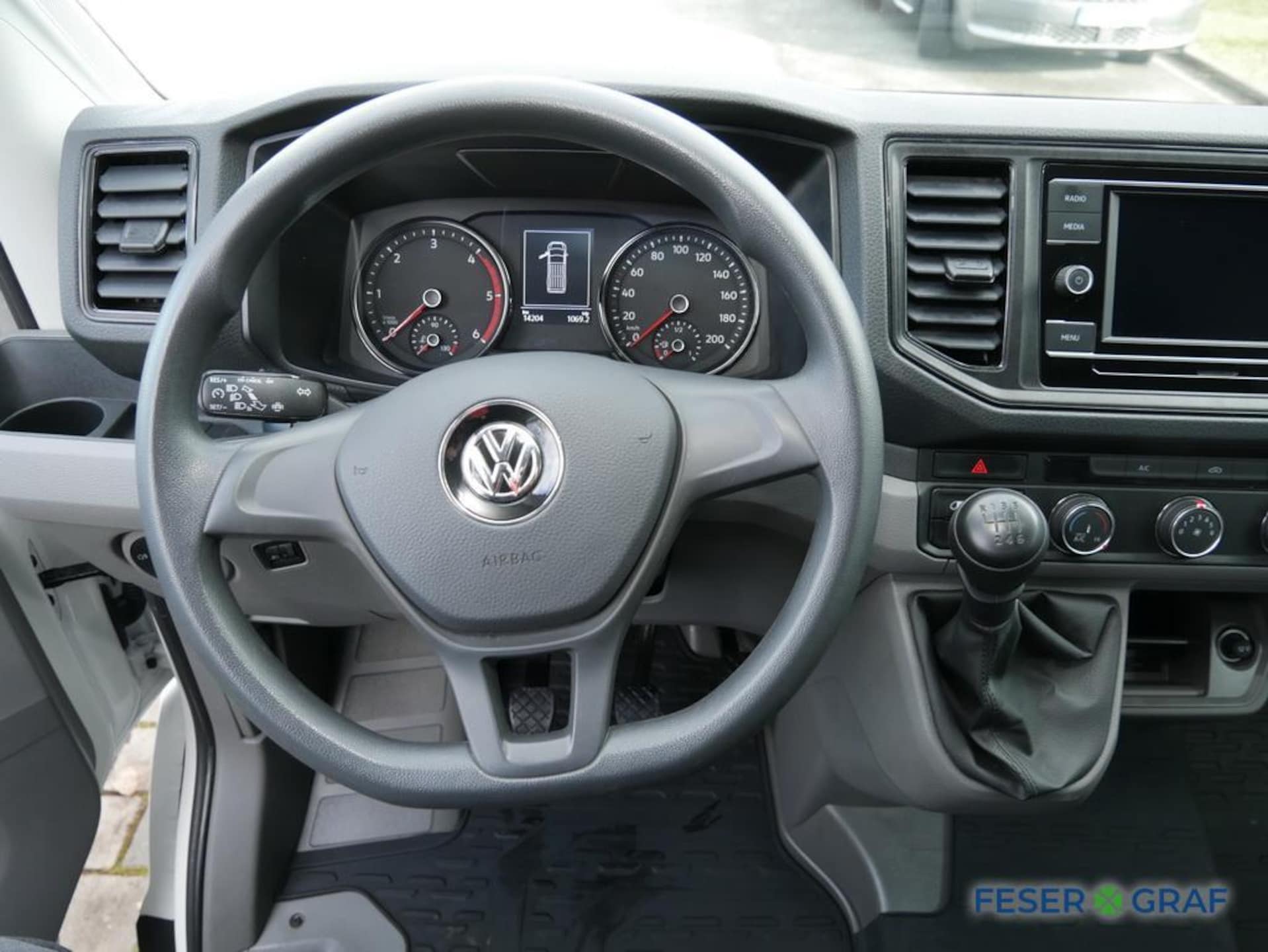 Volkswagen Crafter Kasten mittlerer Radstand