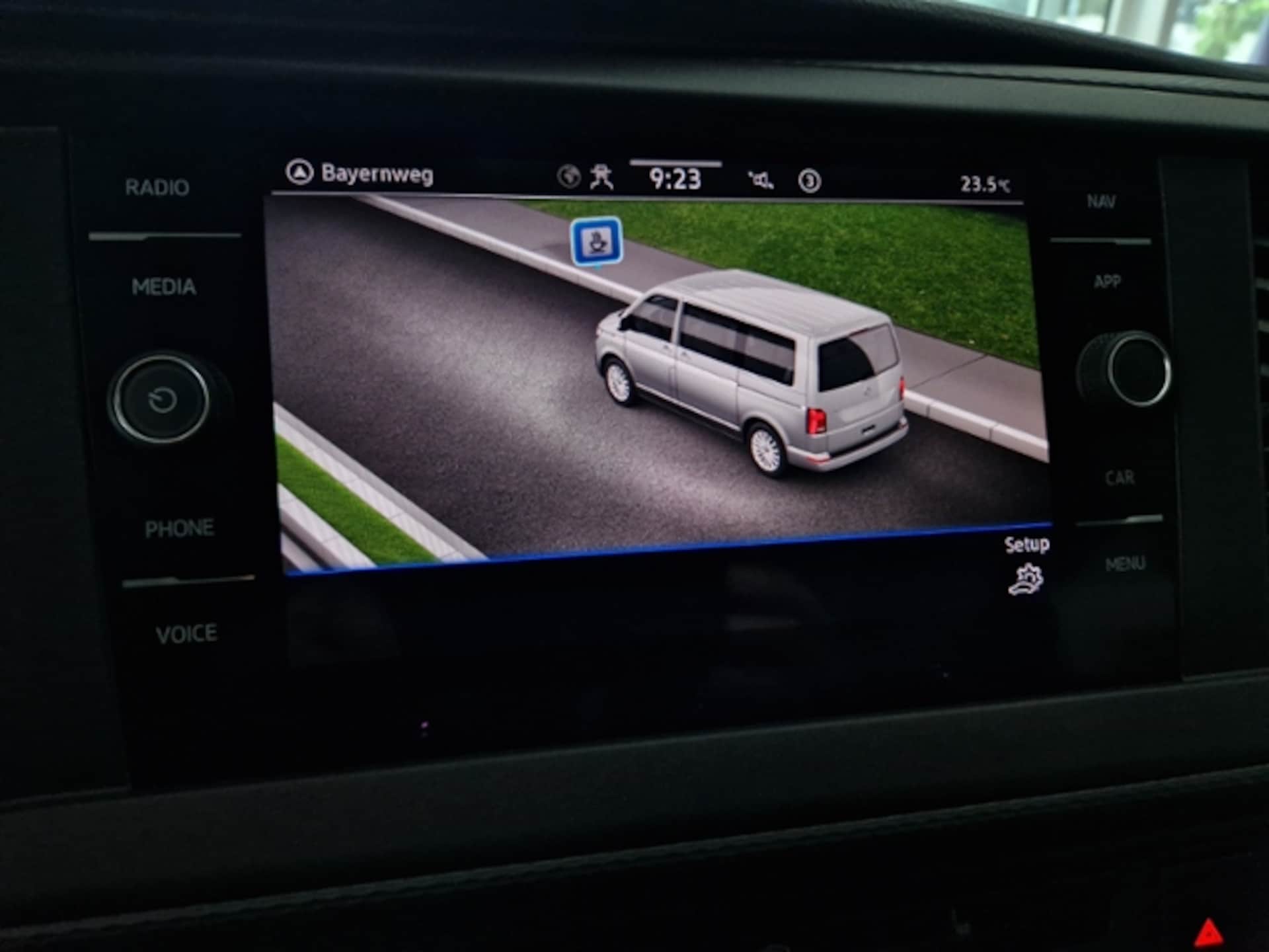 Volkswagen T6.1 Transporter Kombi langer Radstand