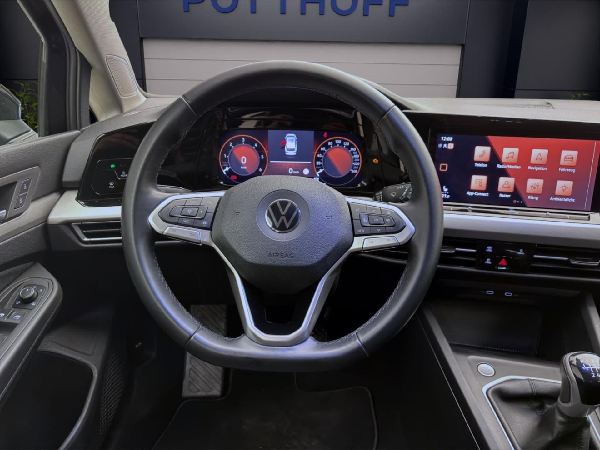Volkswagen Golf Variant Life