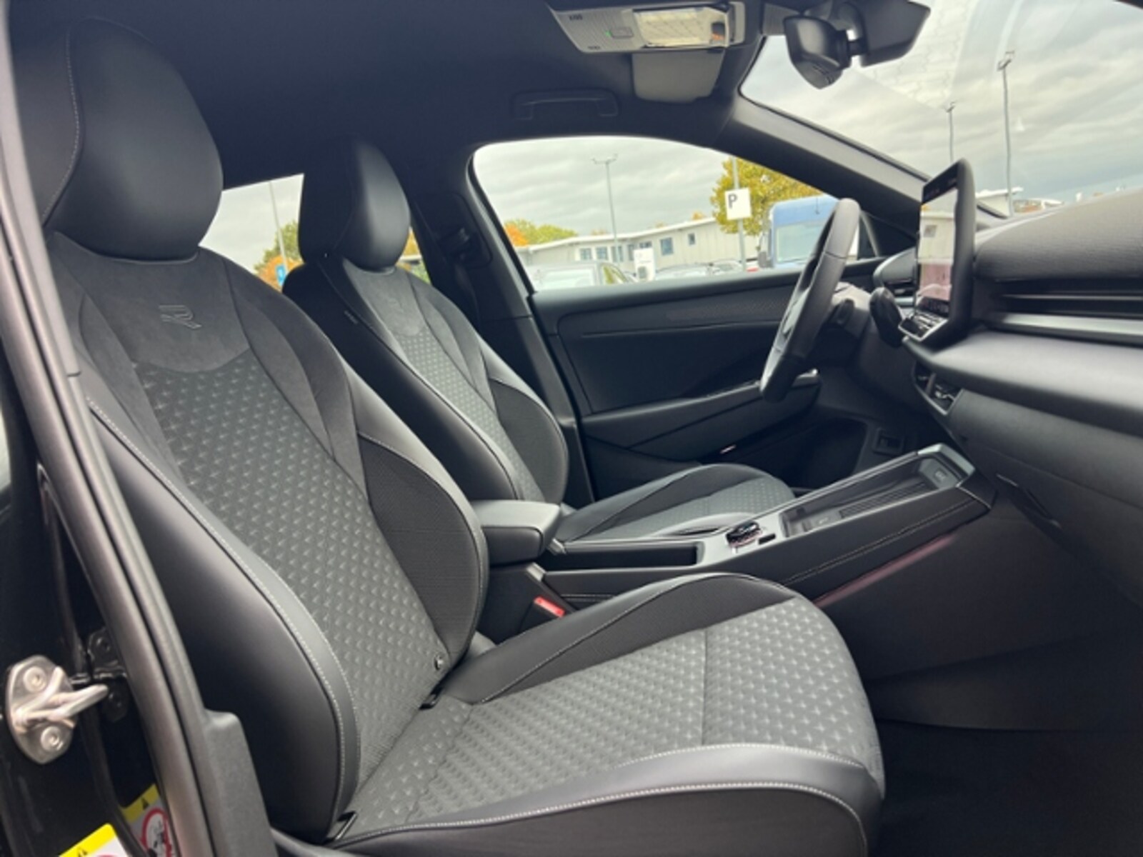 Volkswagen T-Roc – Bild 9