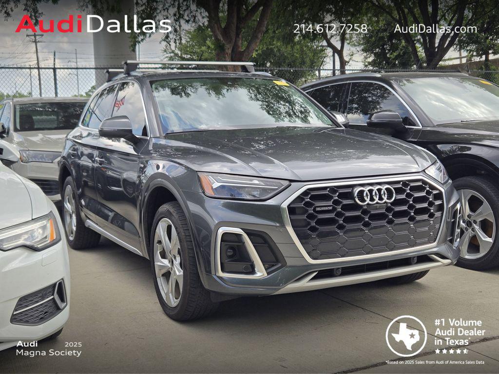 2023 Audi Q5 45 Premium Plus's photo
