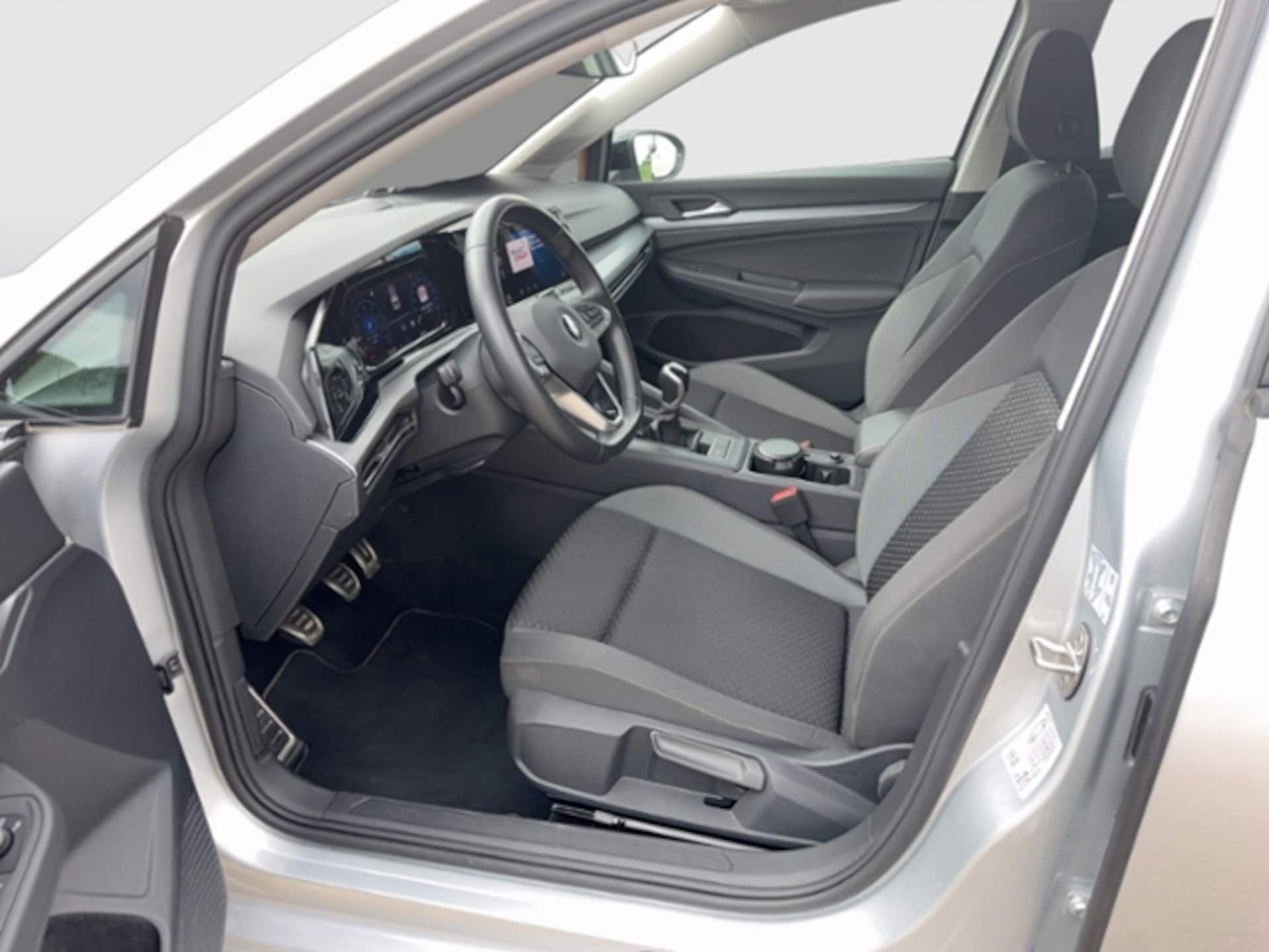 Volkswagen Golf Active