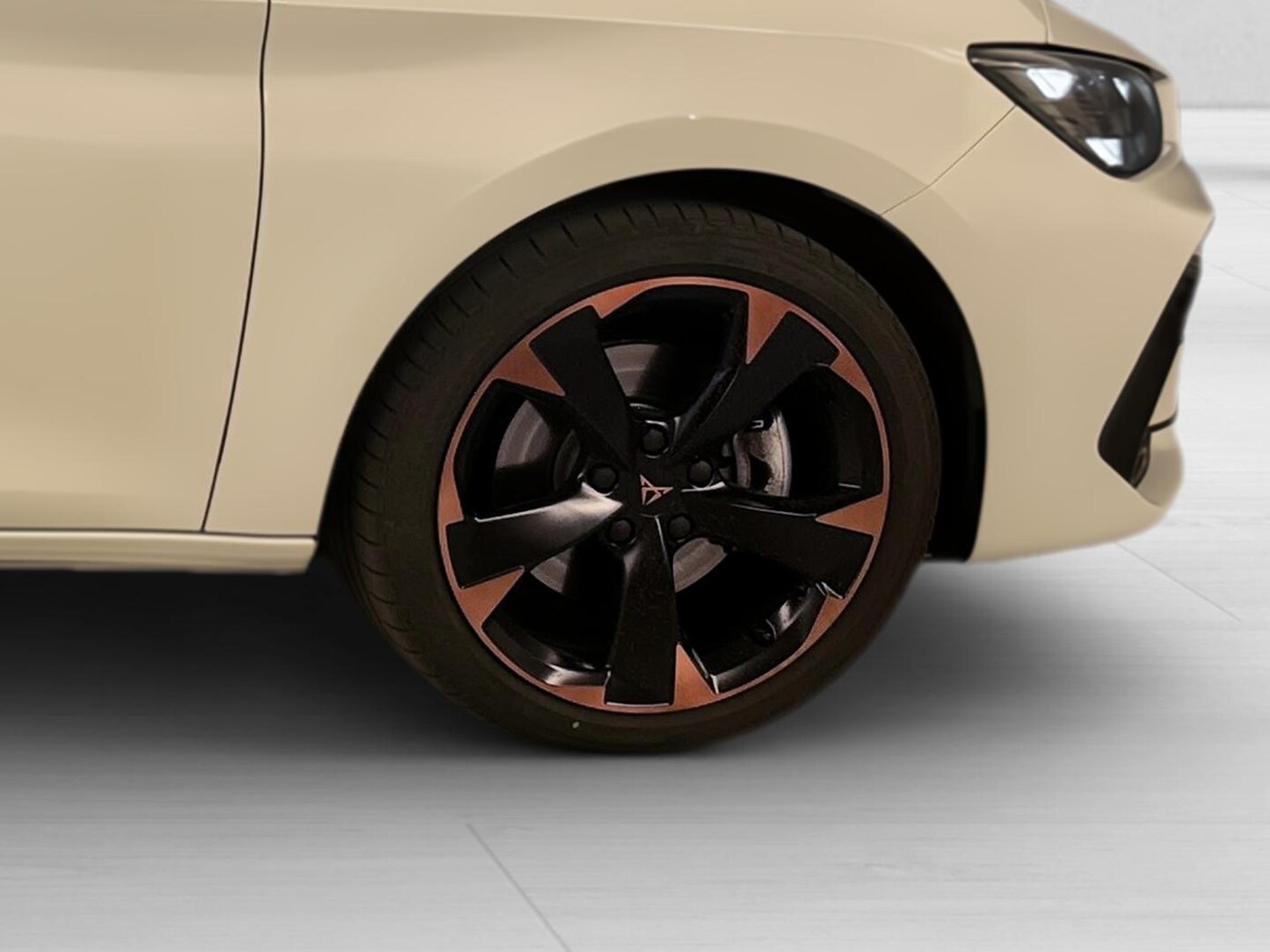 CUPRA Leon León 1.5 TSI e-Hybrid DSG 150 kW (204 CV) — photo 8